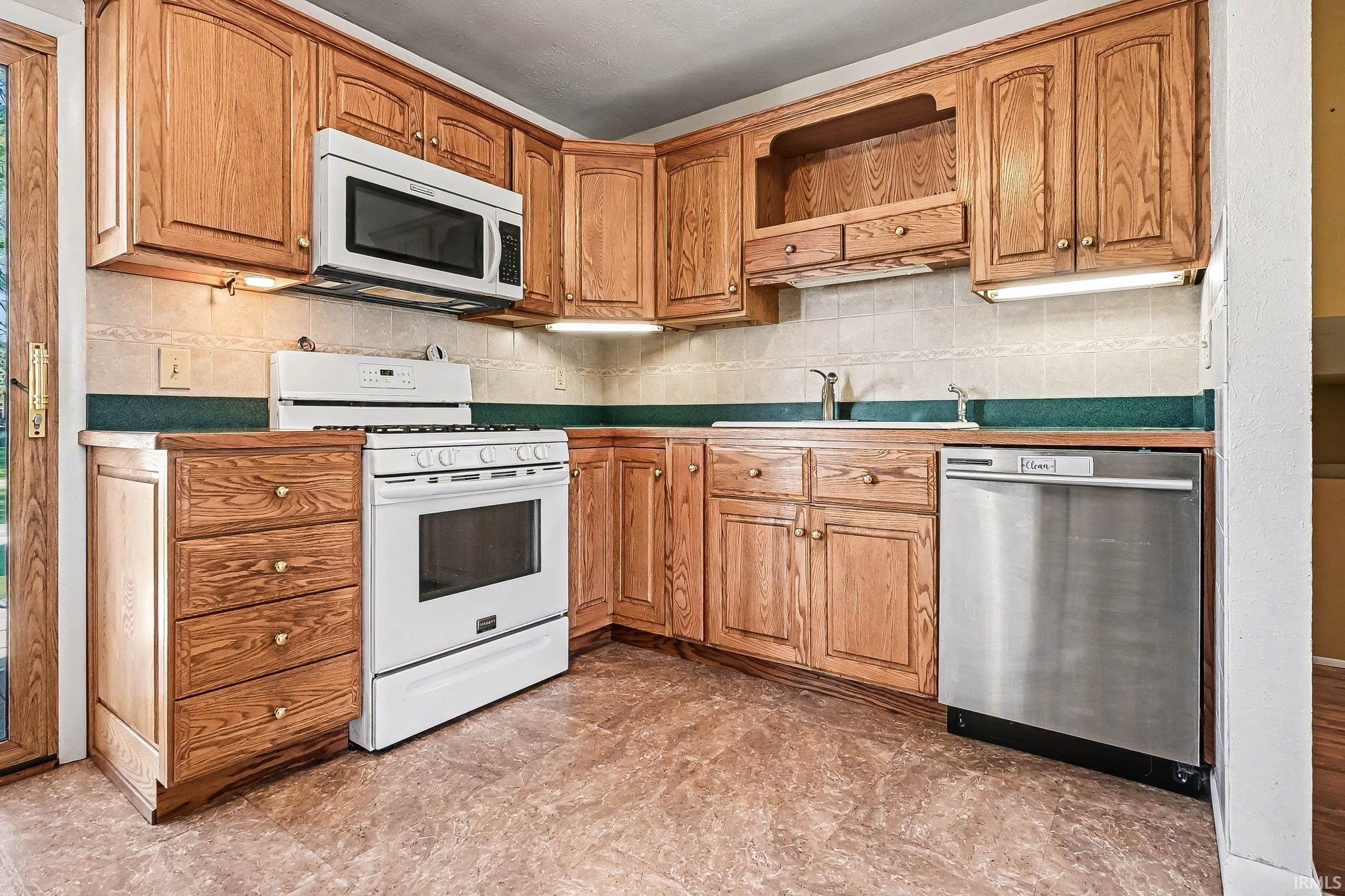 Photo 6 of 22127 Farmwood Drive