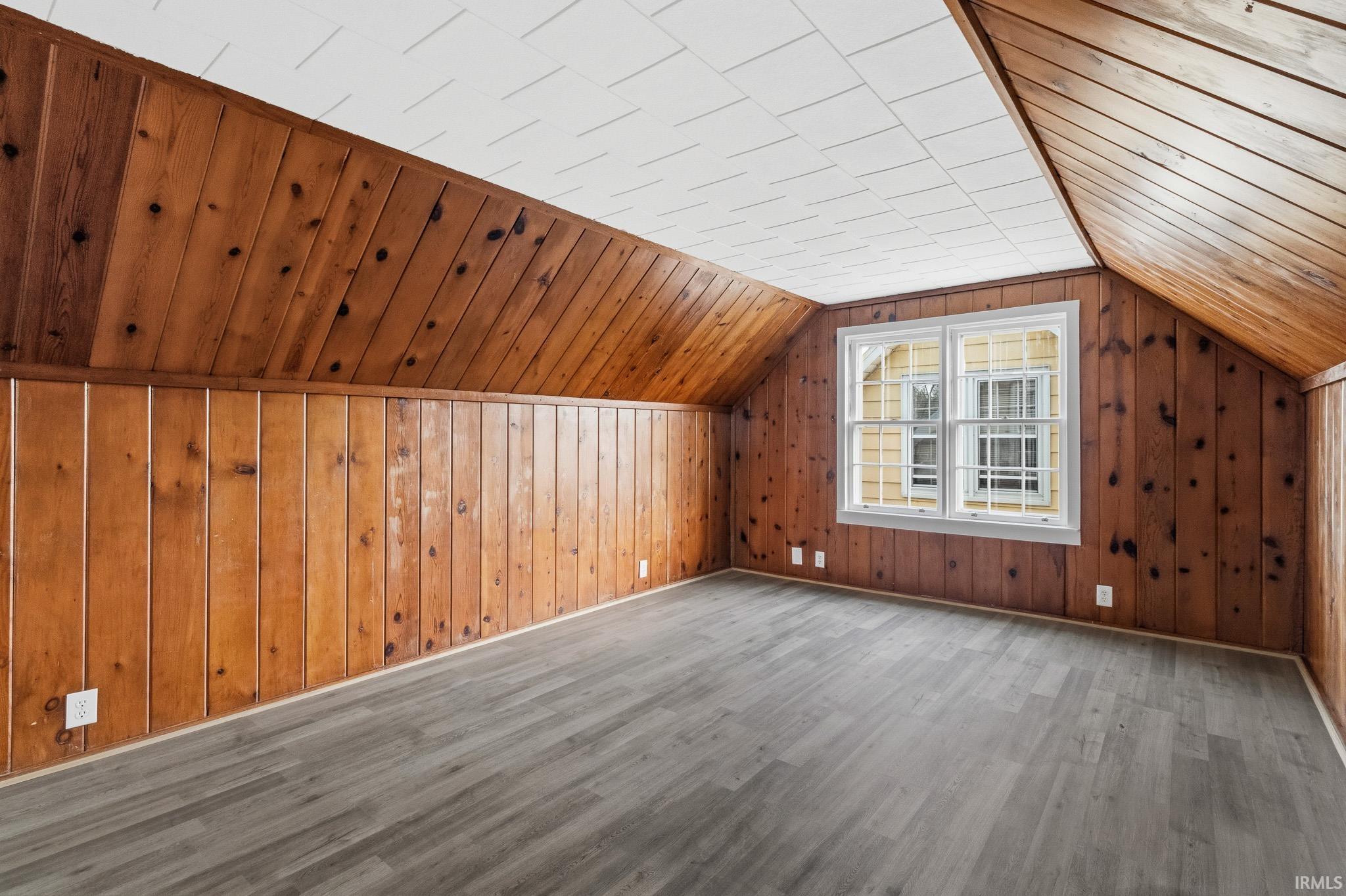 Bonus Room