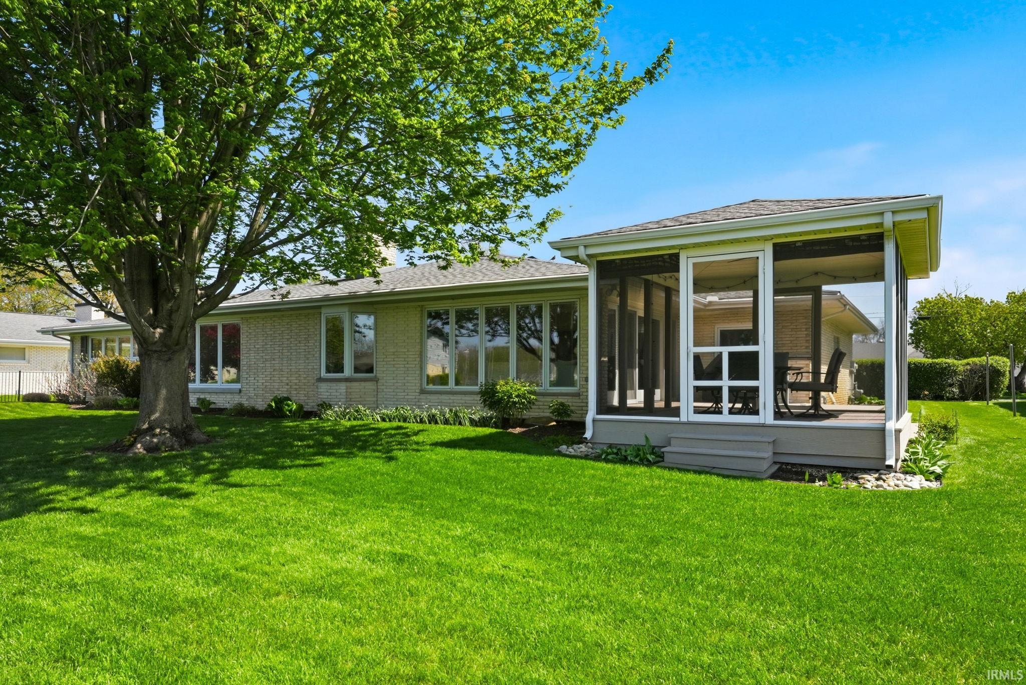 Photo 27 of 31 Fairlane Drive