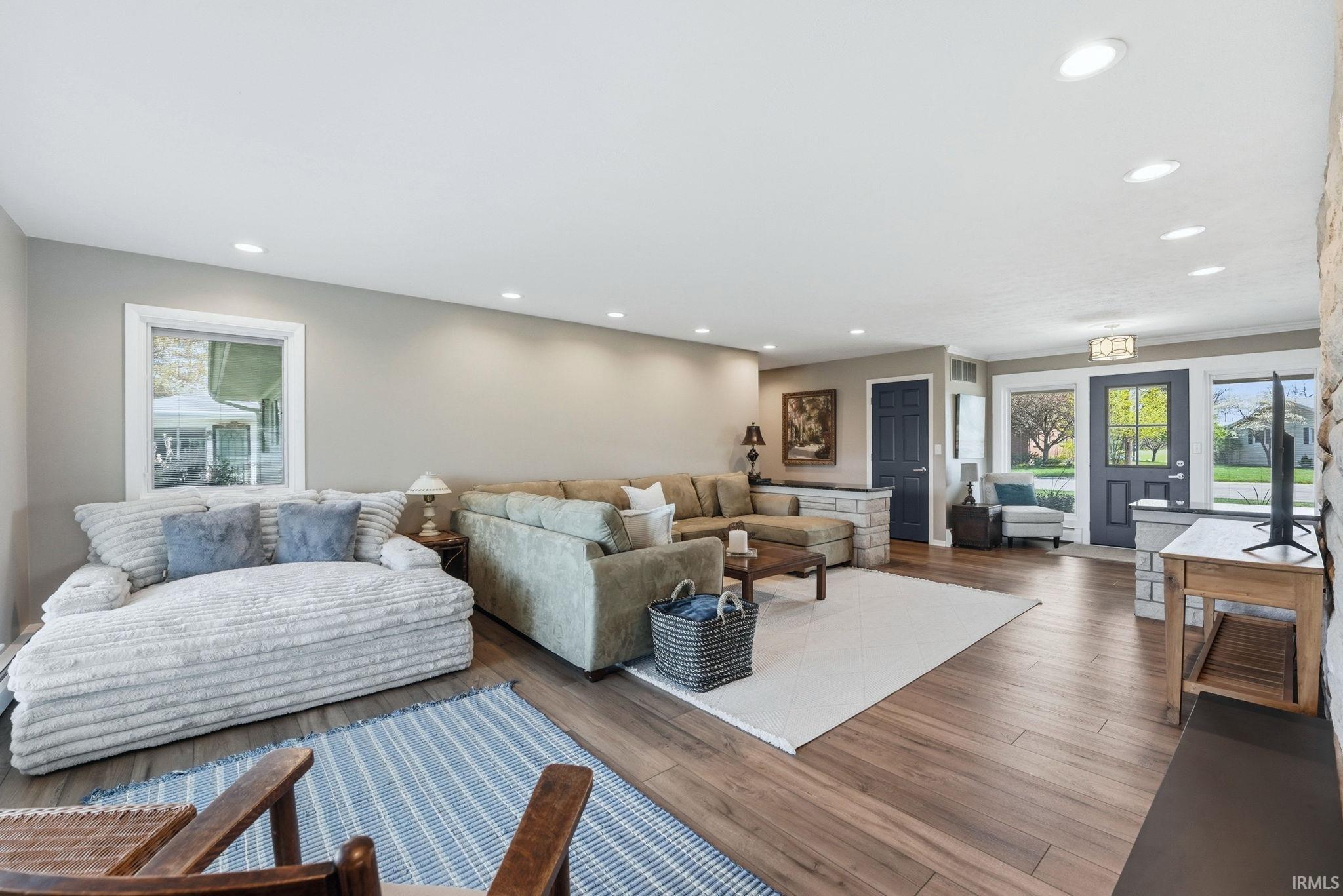 Photo 5 of 31 Fairlane Drive