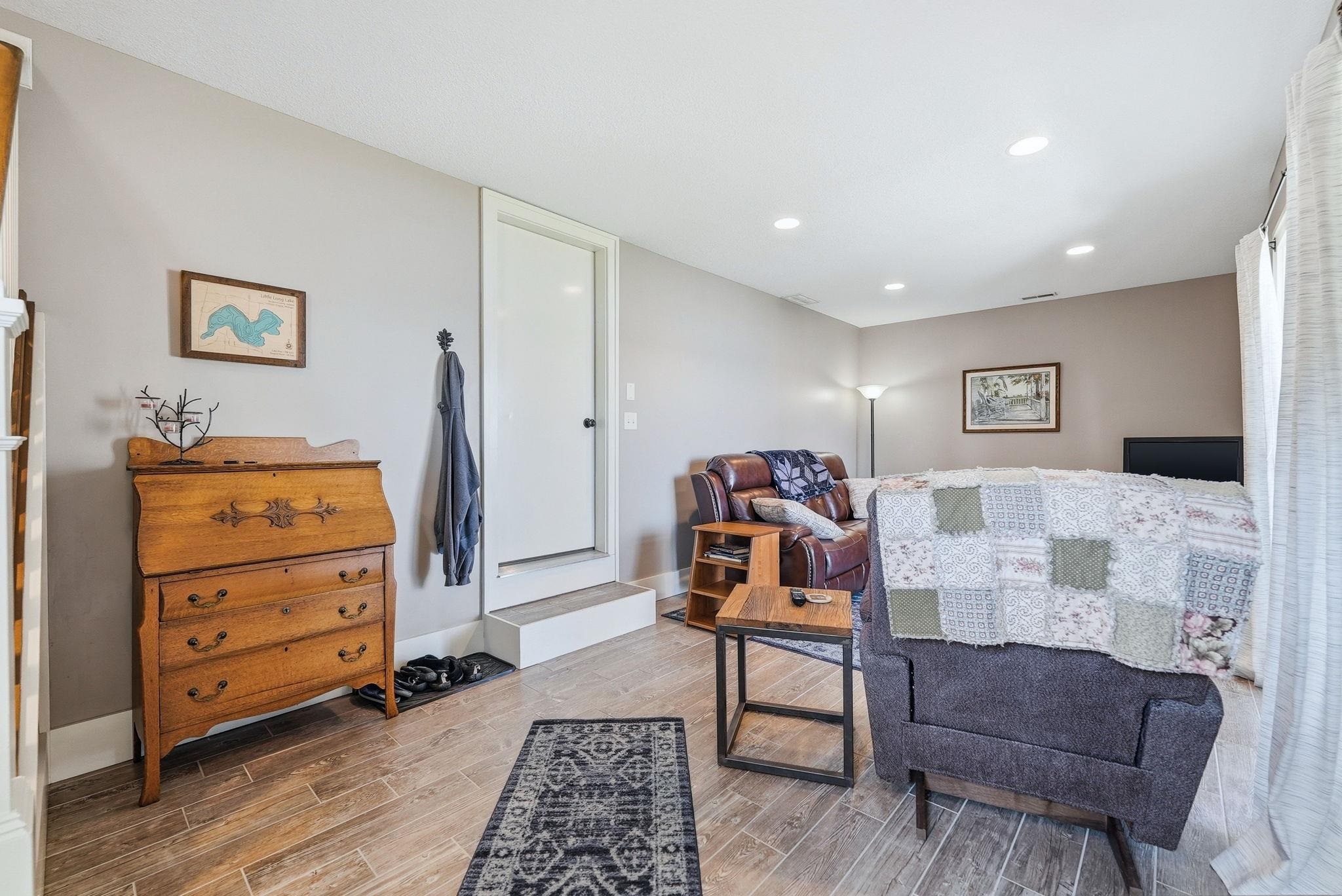 Wood-finish flooring throughout