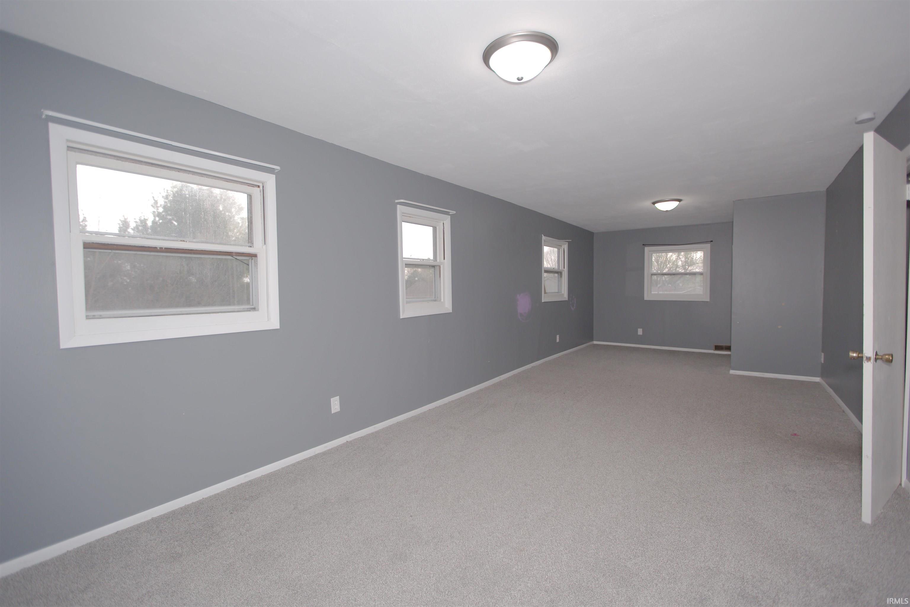 Photo 20 of 515 E Riverside Road