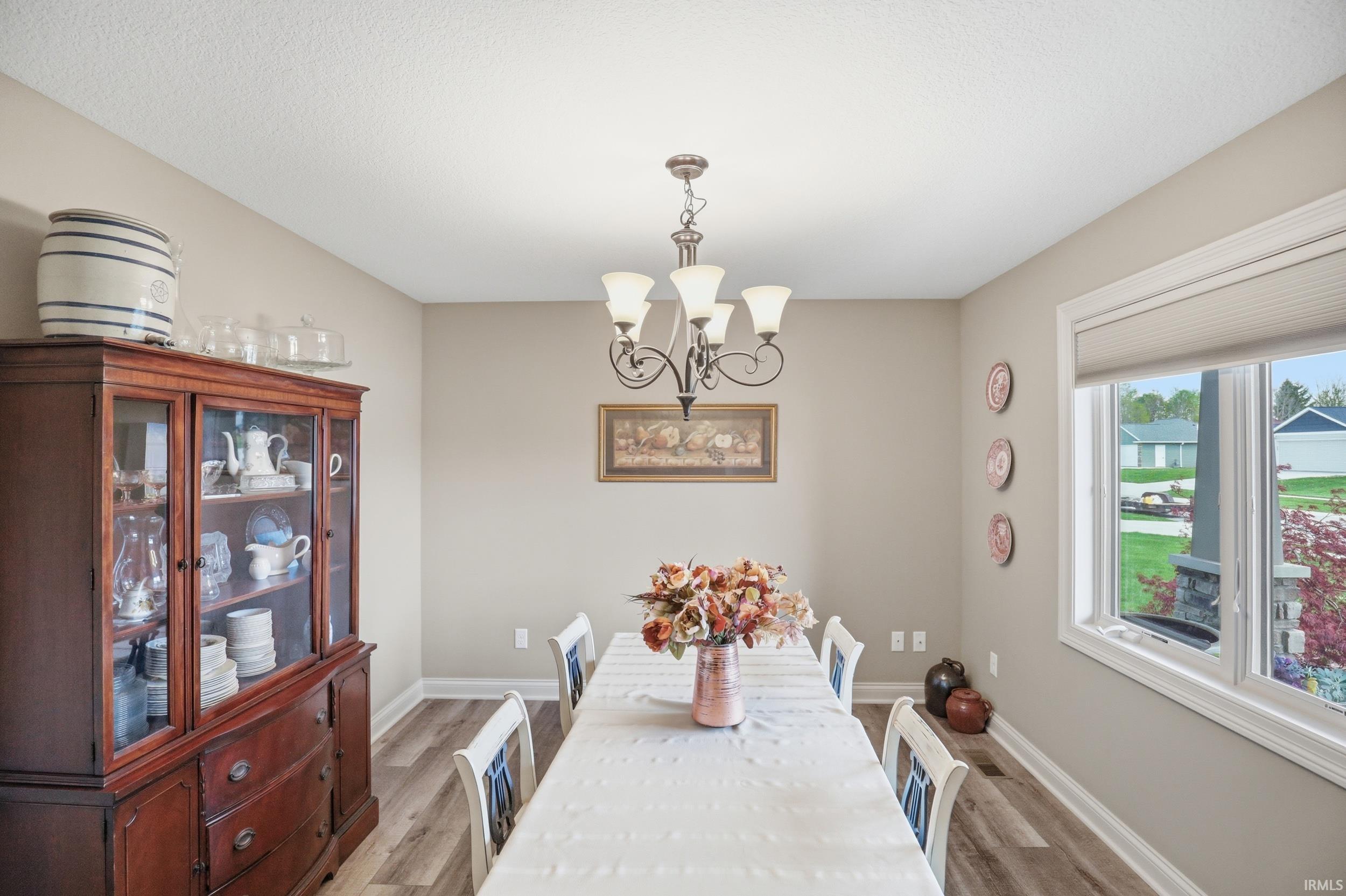 Photo 3 of 1601 Birch Run