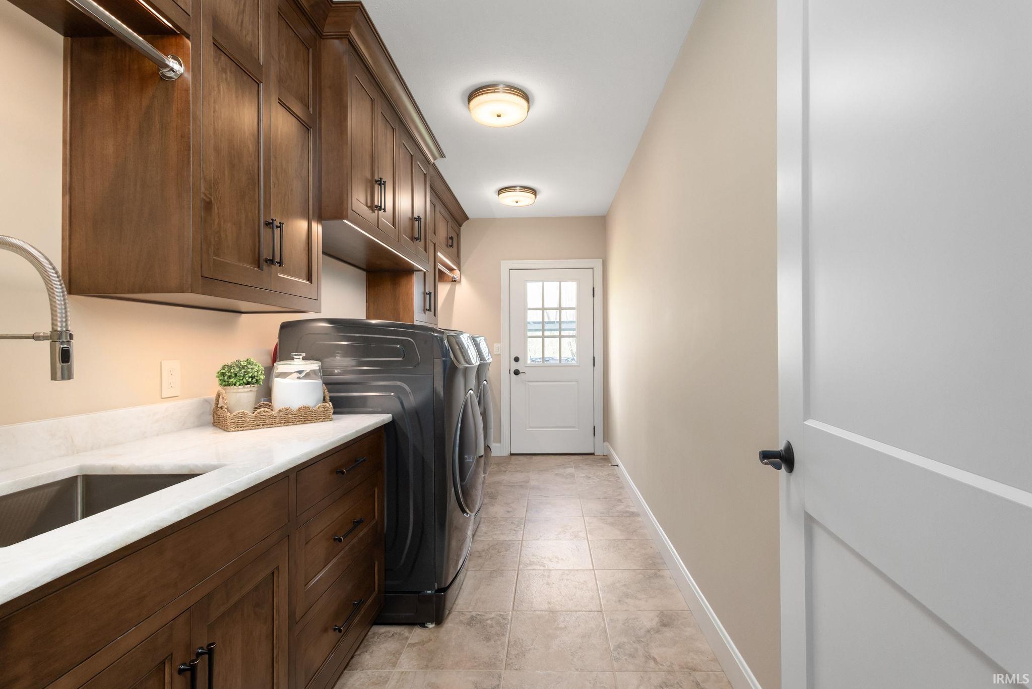Listing 27