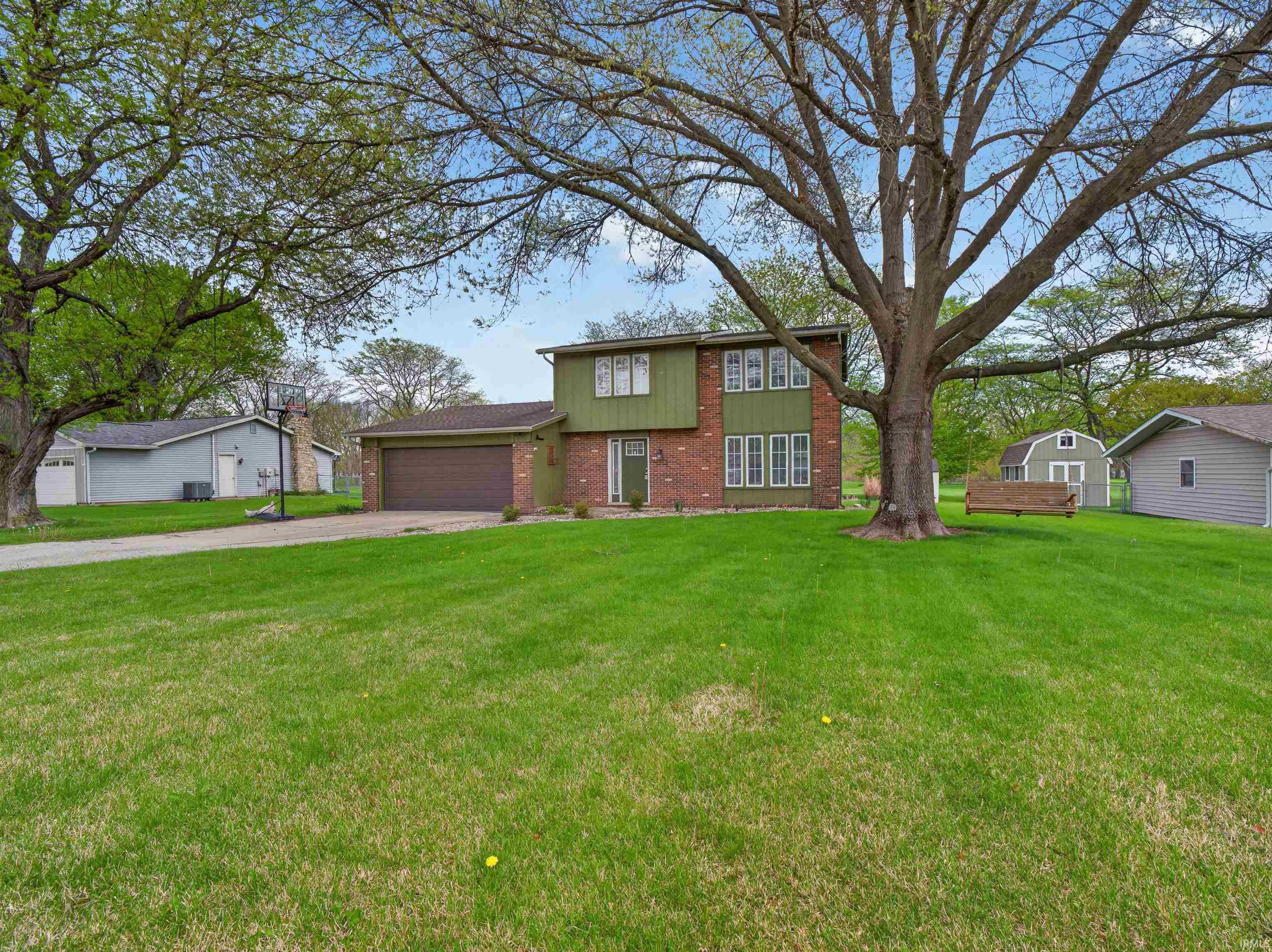 Photo 33 of 4321 N 635 W