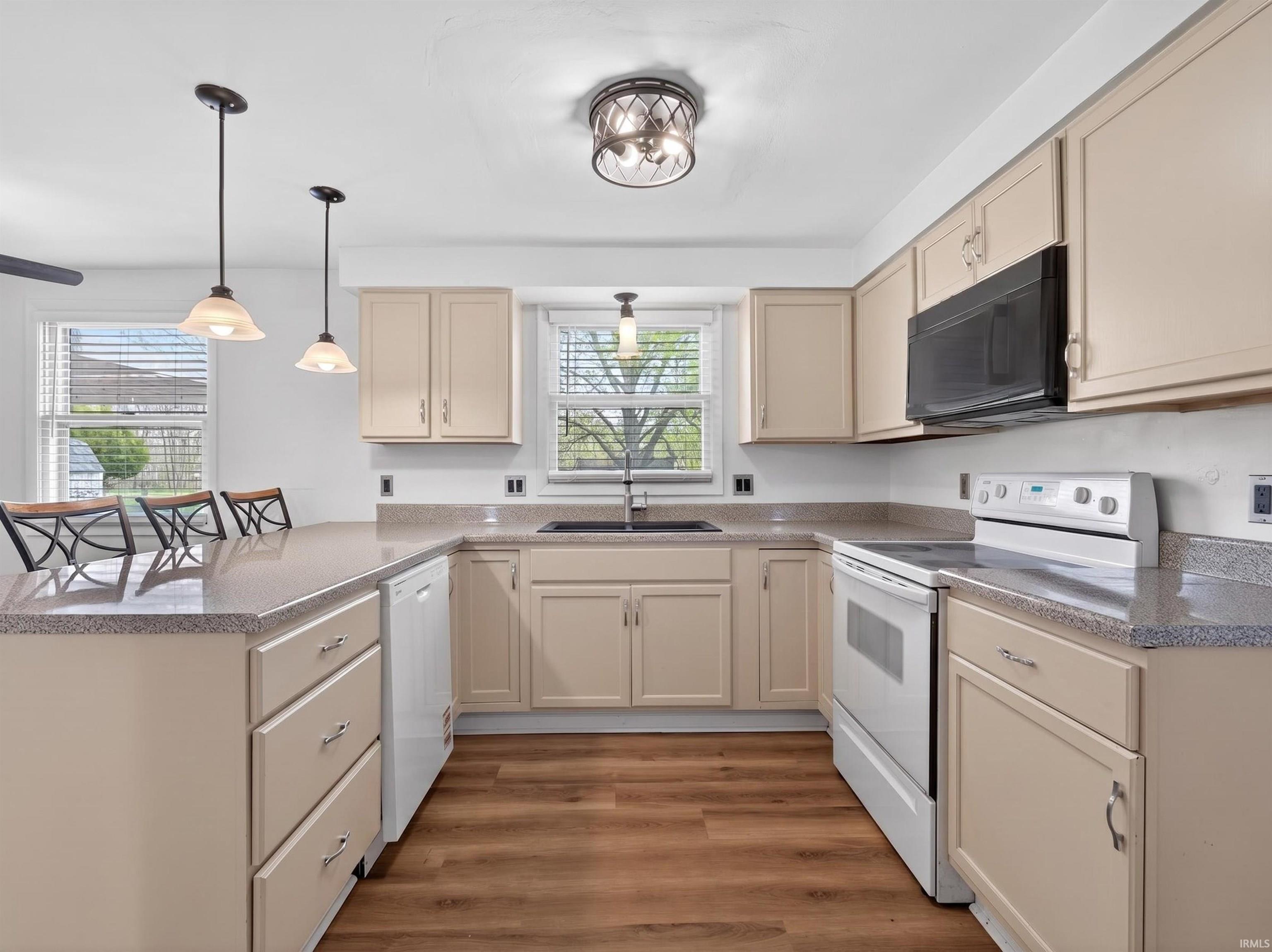 Photo 6 of 4321 N 635 W