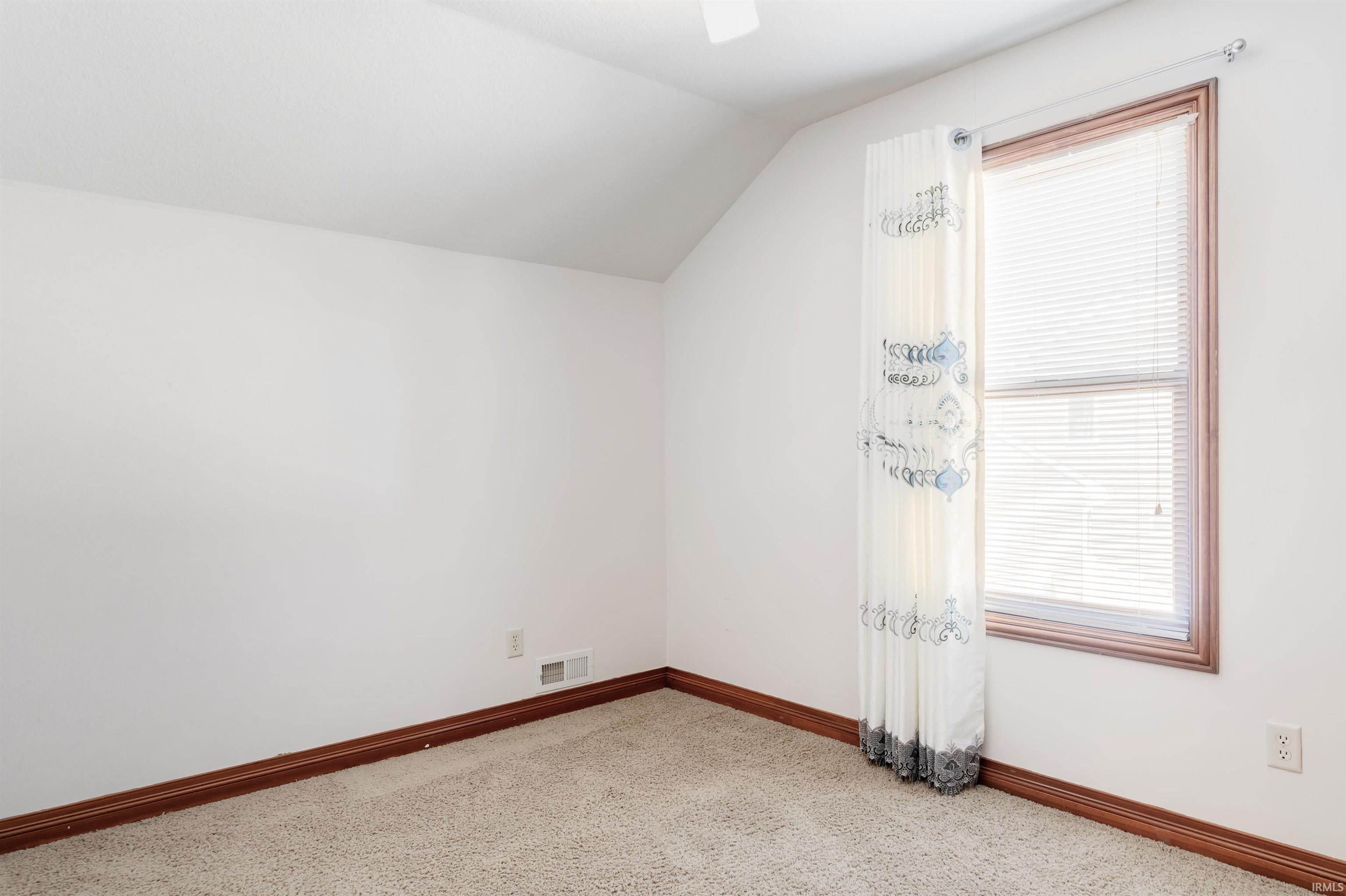 Photo 25 of 13084 Claret Court
