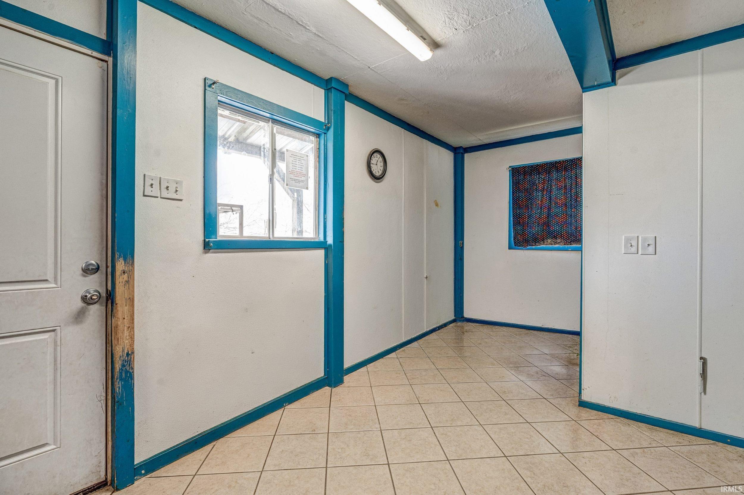 Photo 5 of 1344 E 500 N
