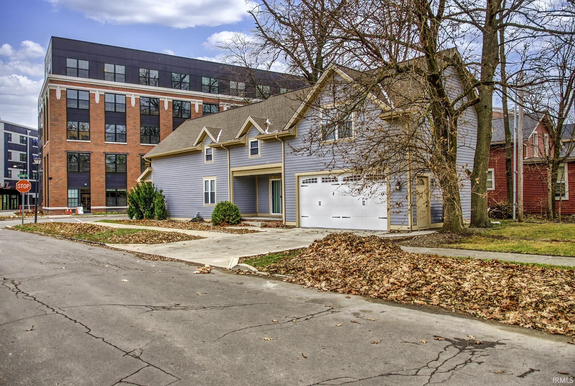 Photo 1 of 802 Lavina Street