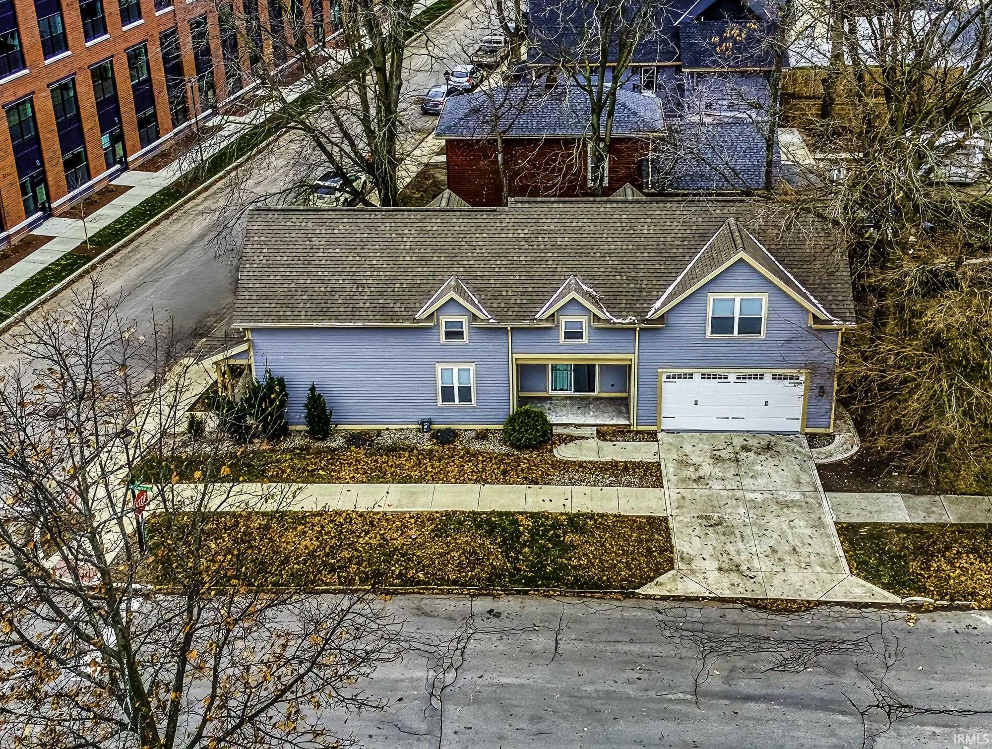 Photo 33 of 802 Lavina Street