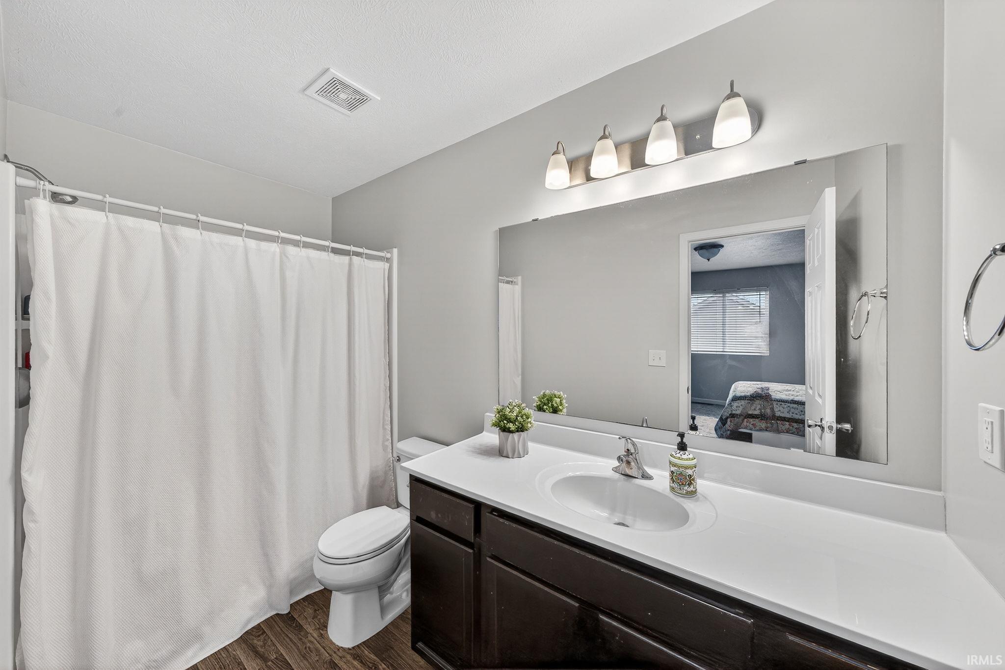 Ensuite Bath