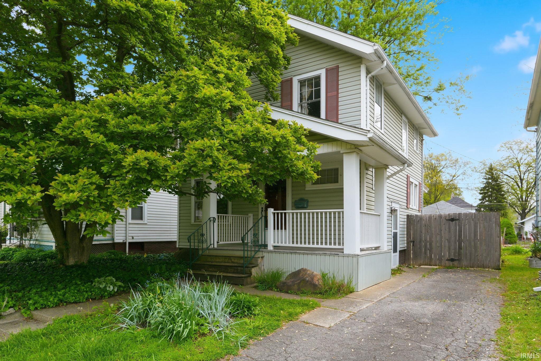Photo 0 of 1706 Crescent Avenue