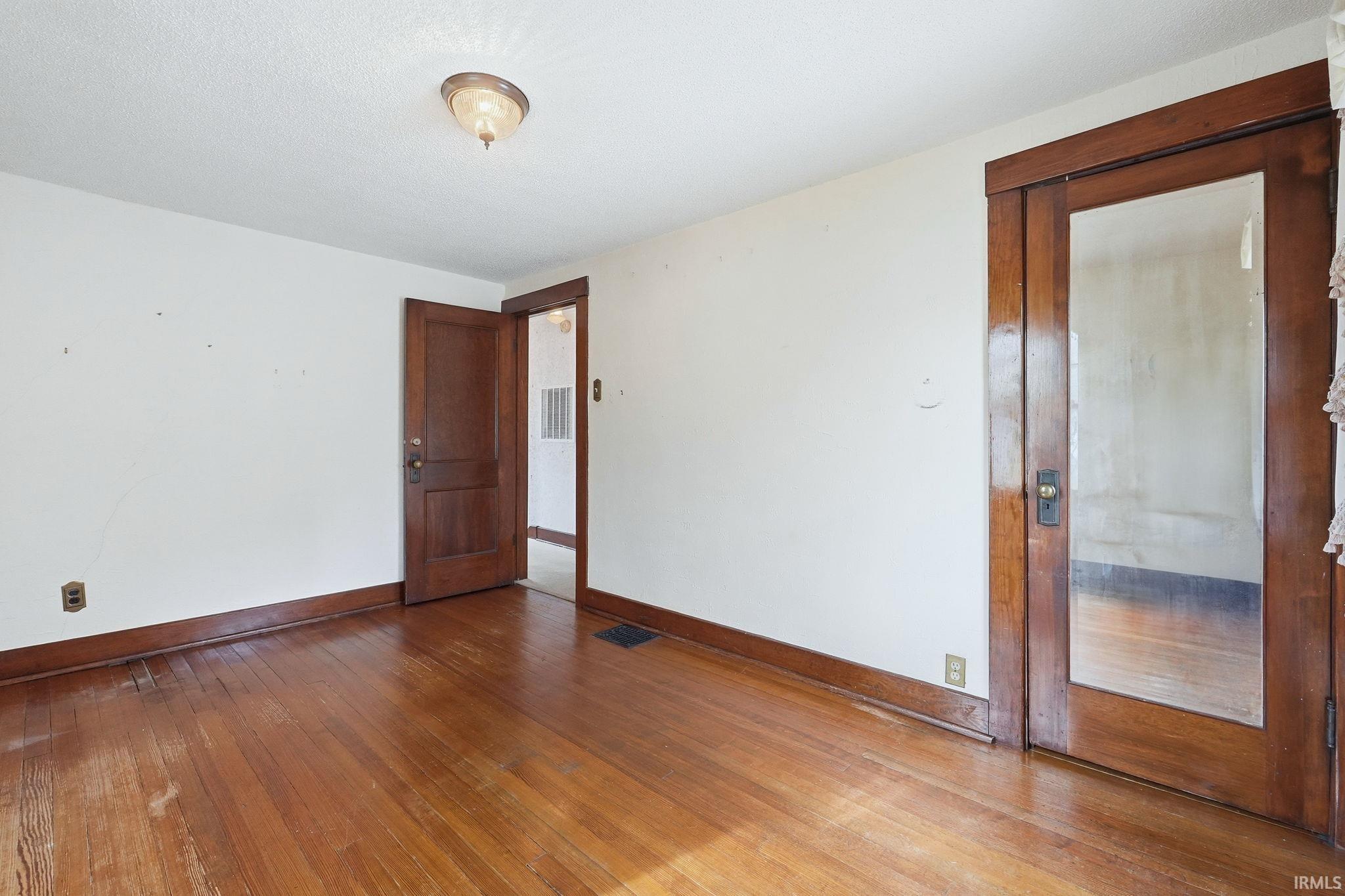 Photo 15 of 1706 Crescent Avenue