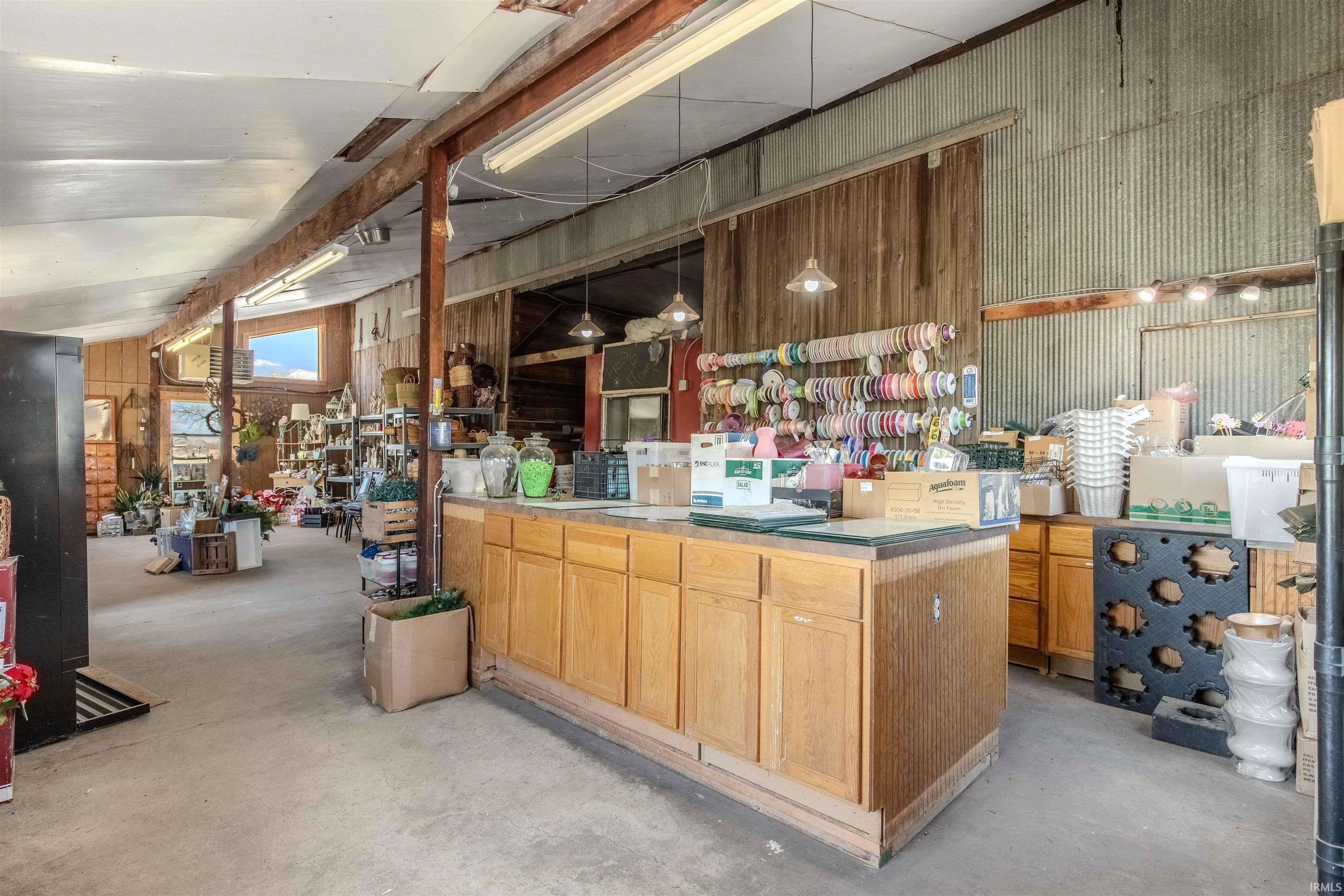 Photo 7 of 1680 Lincolnway W