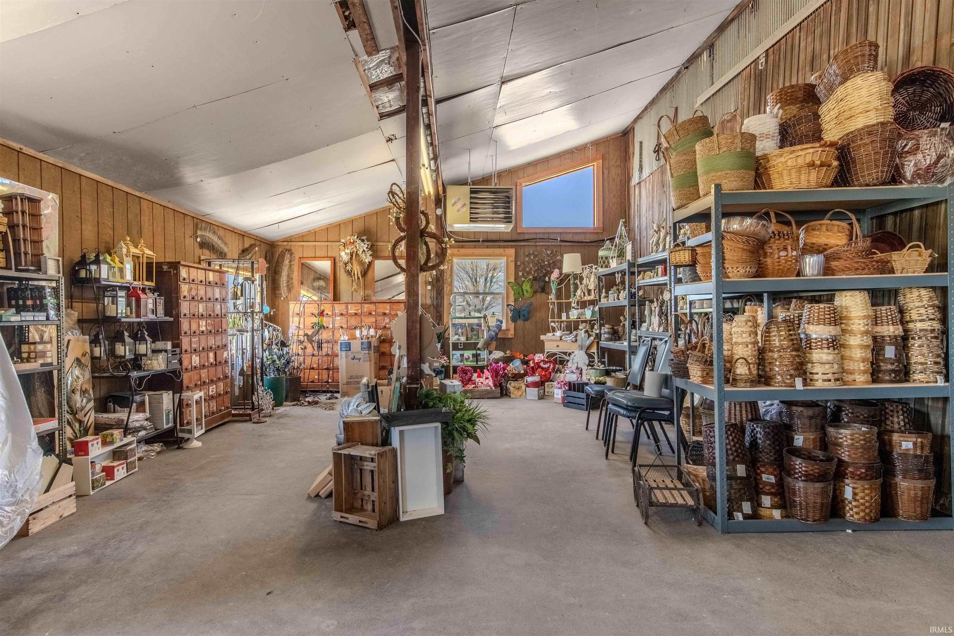 Photo 8 of 1680 Lincolnway W