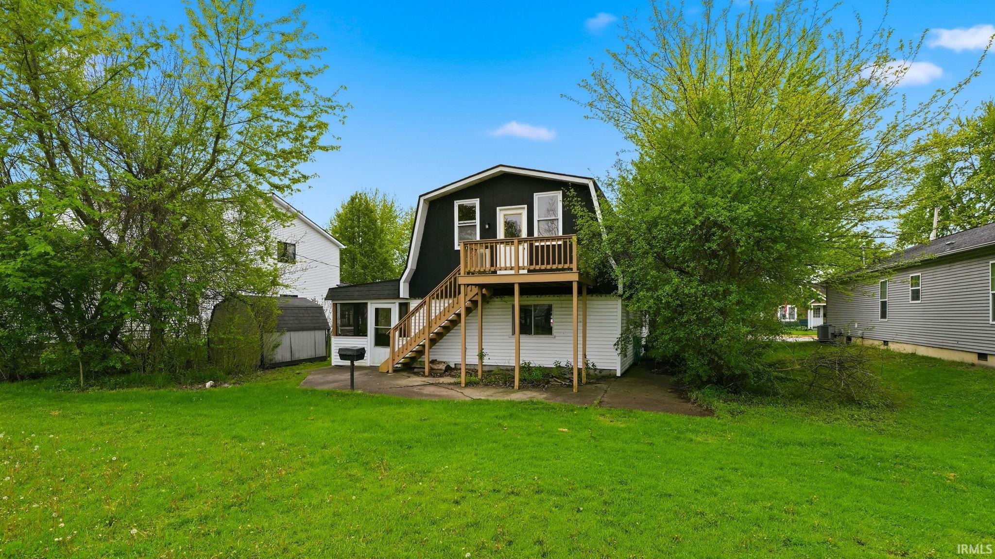 Spacious green lawn surrounding the property