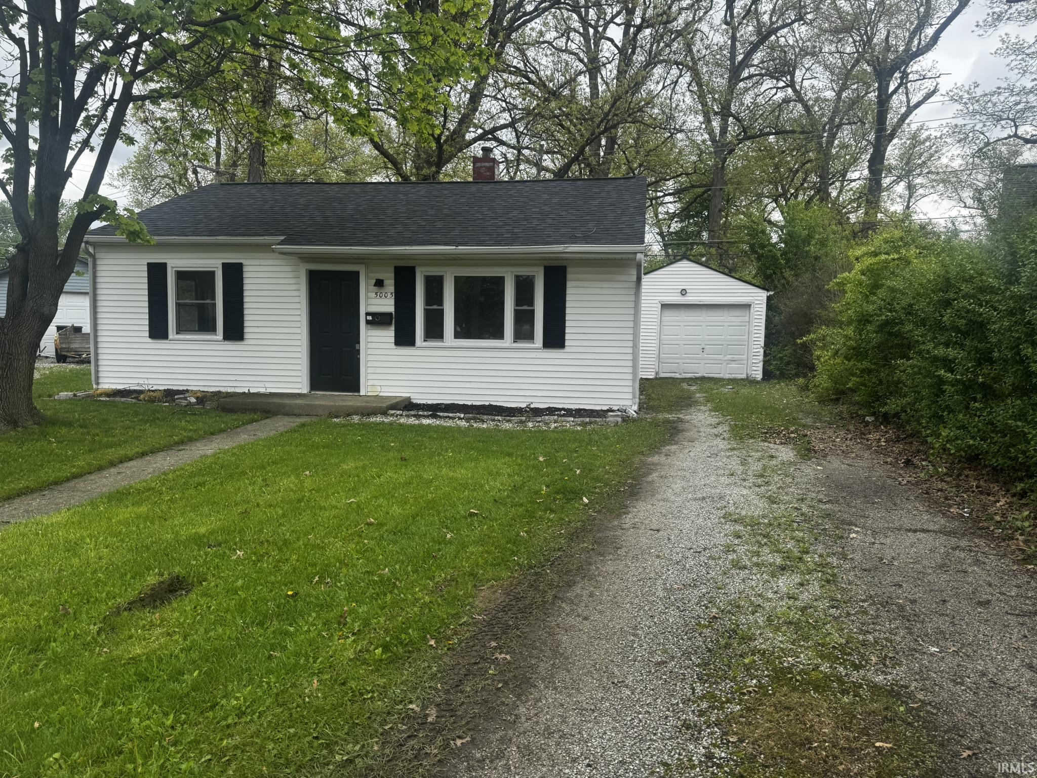 Photo 0 of 5005 Lillie Street