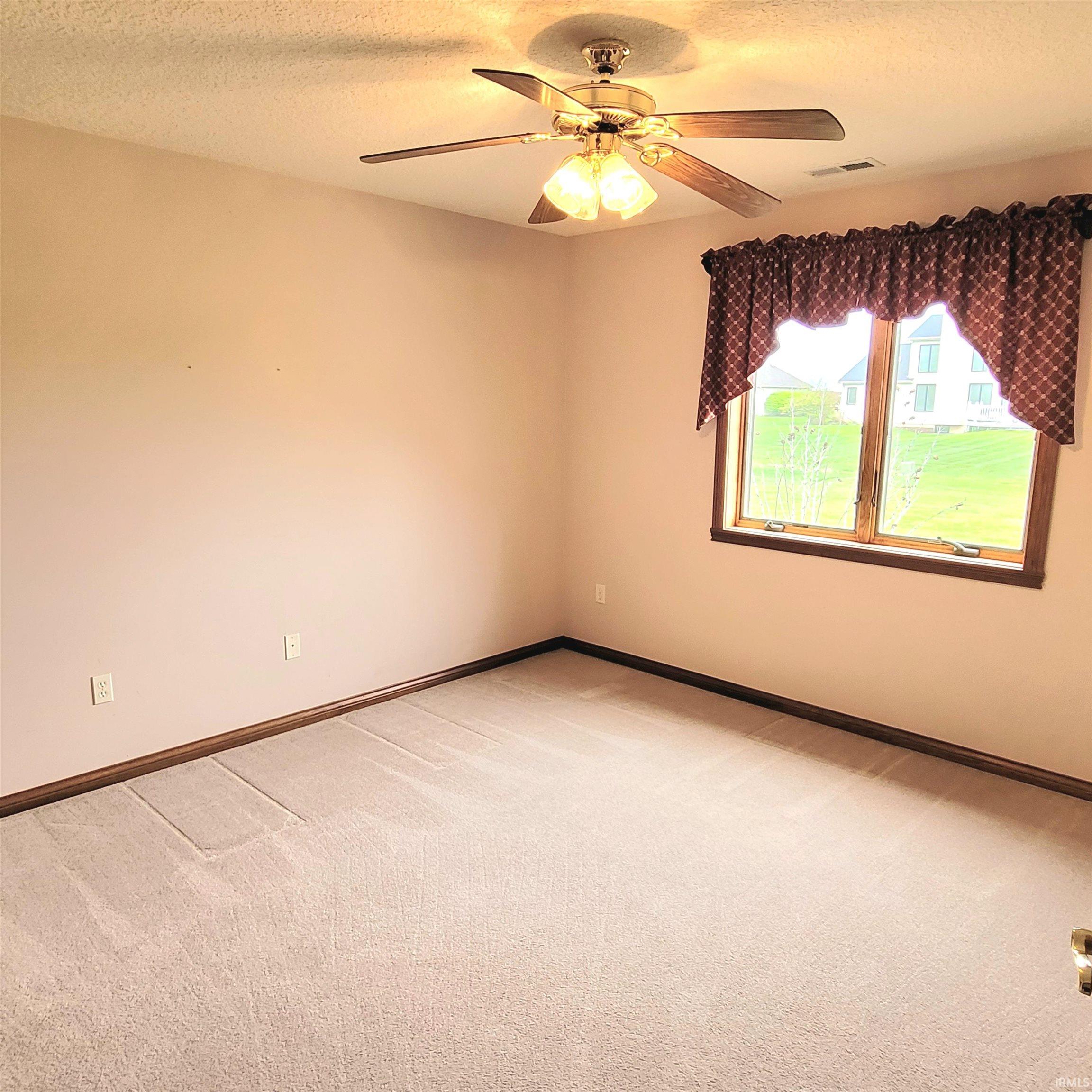Photo 21 of 204 Steeplechase Drive