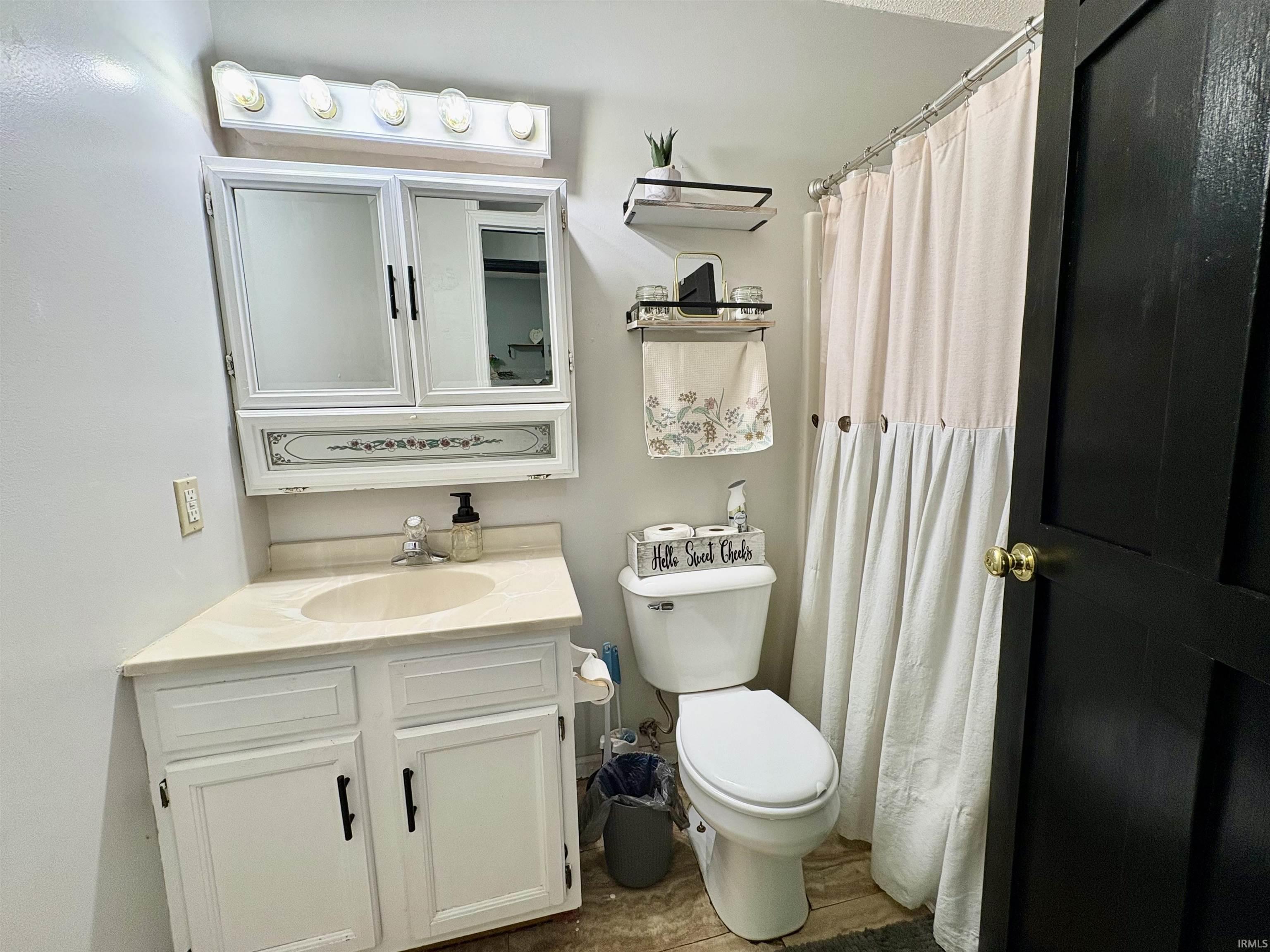 Photo 29 of 1323 Sunnyglenn Court