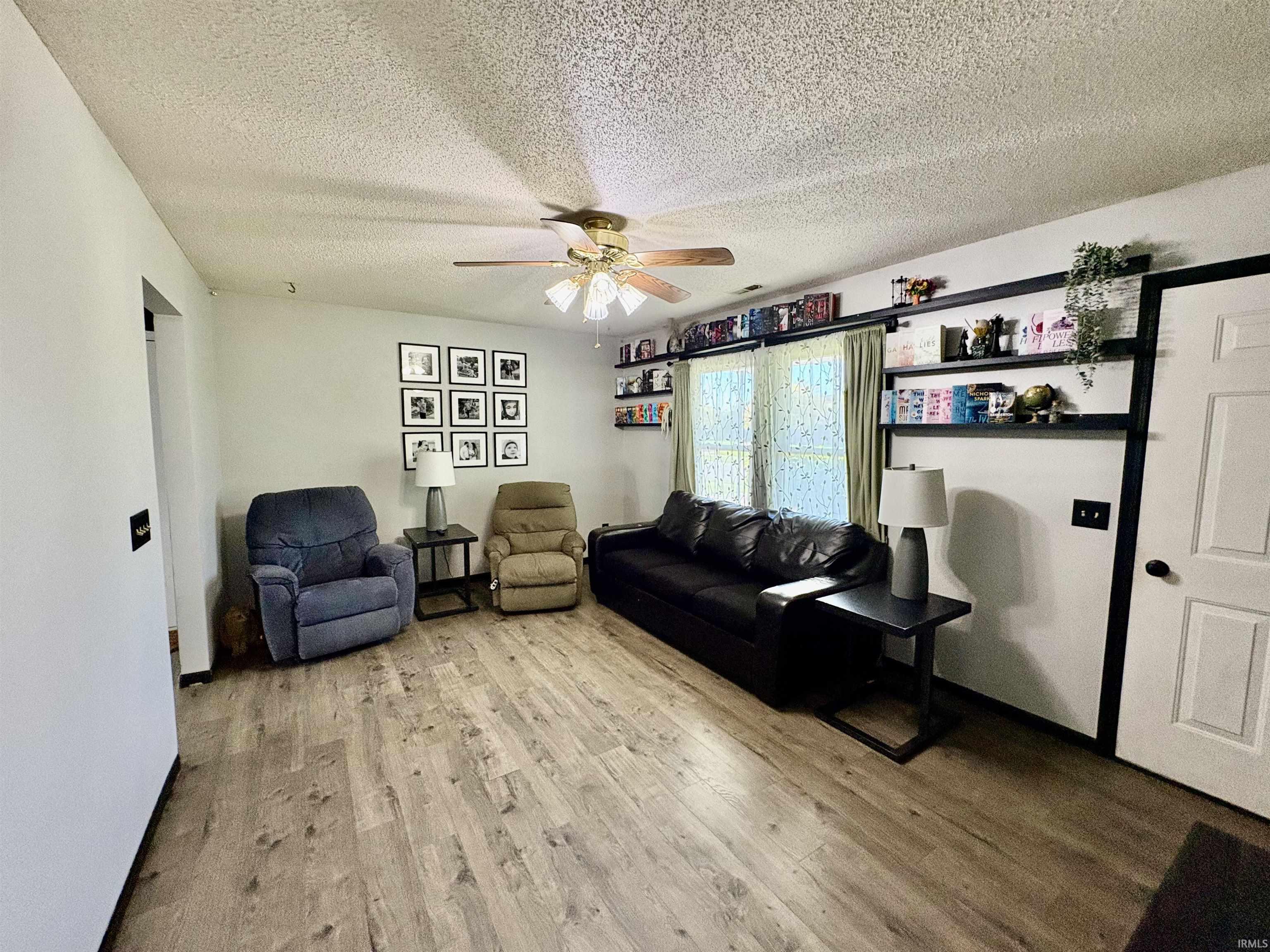 Photo 5 of 1323 Sunnyglenn Court