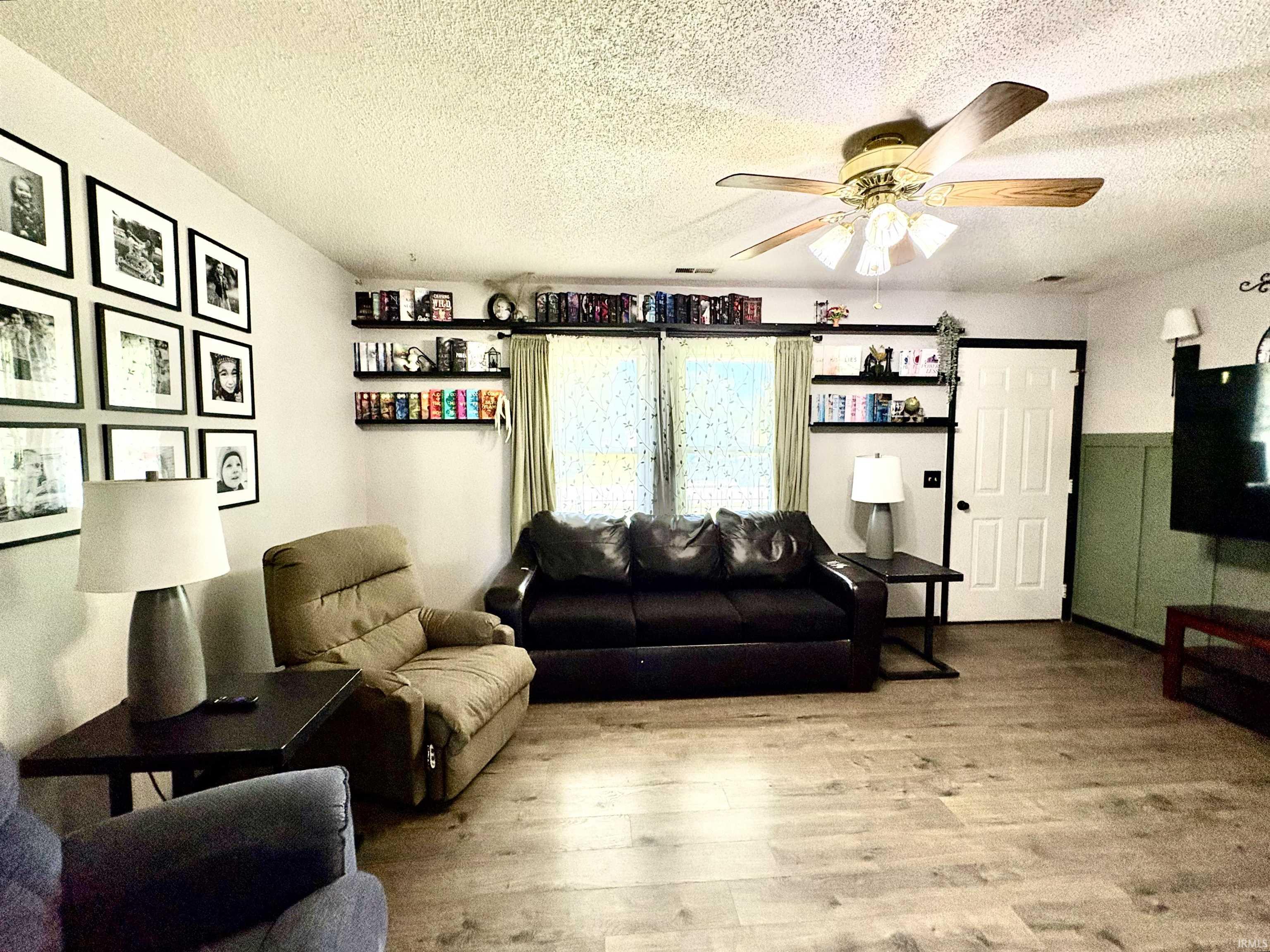 Photo 7 of 1323 Sunnyglenn Court