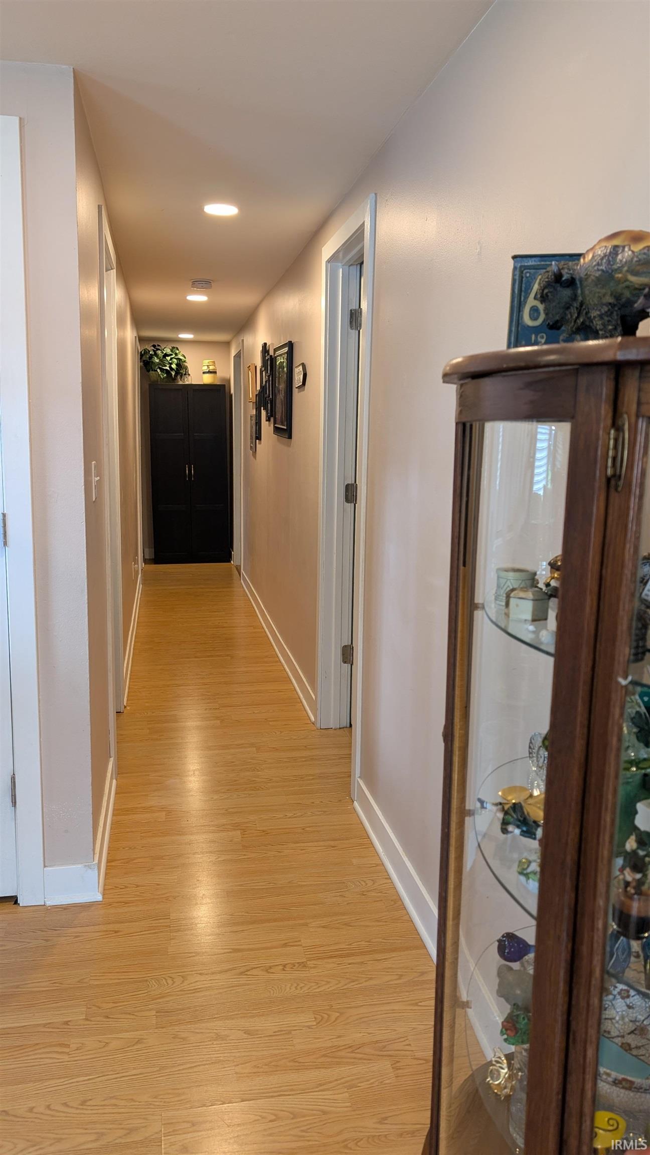 Photo 8 of 723 W Horton Street