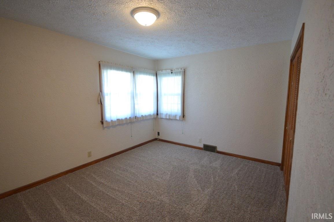 Photo 11 of 1120 Worthmore Avenue