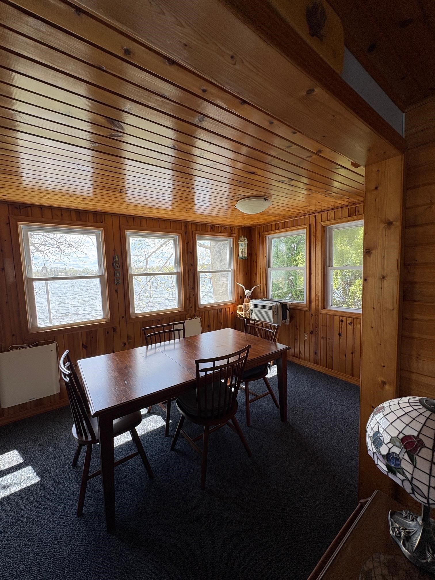 THE WOODWORK IS AMAZING