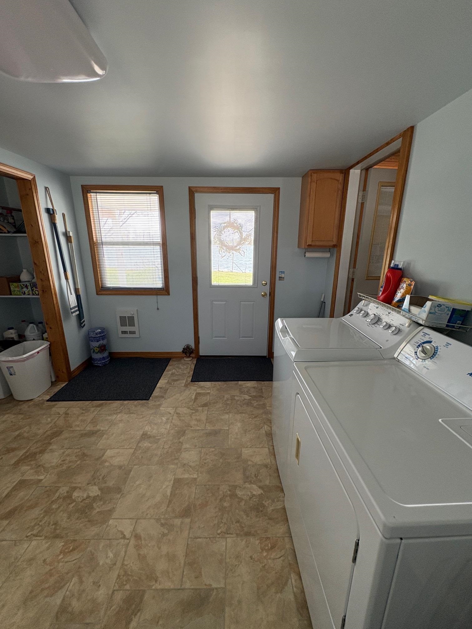 OUT TO THE LAKE FROM THE LAUNDRY ROOM!