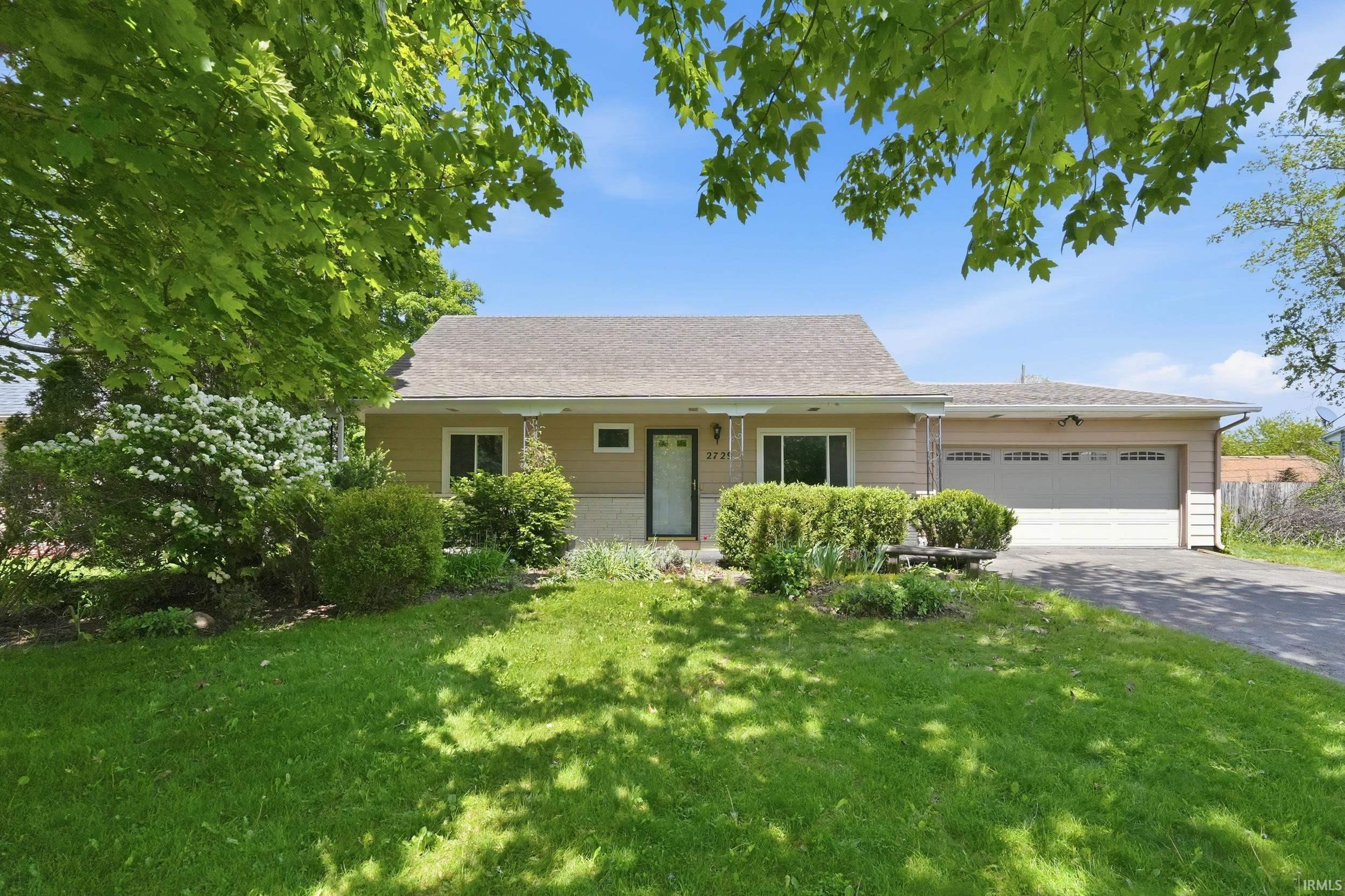 Photo 6 of 2729 Bellevue Drive