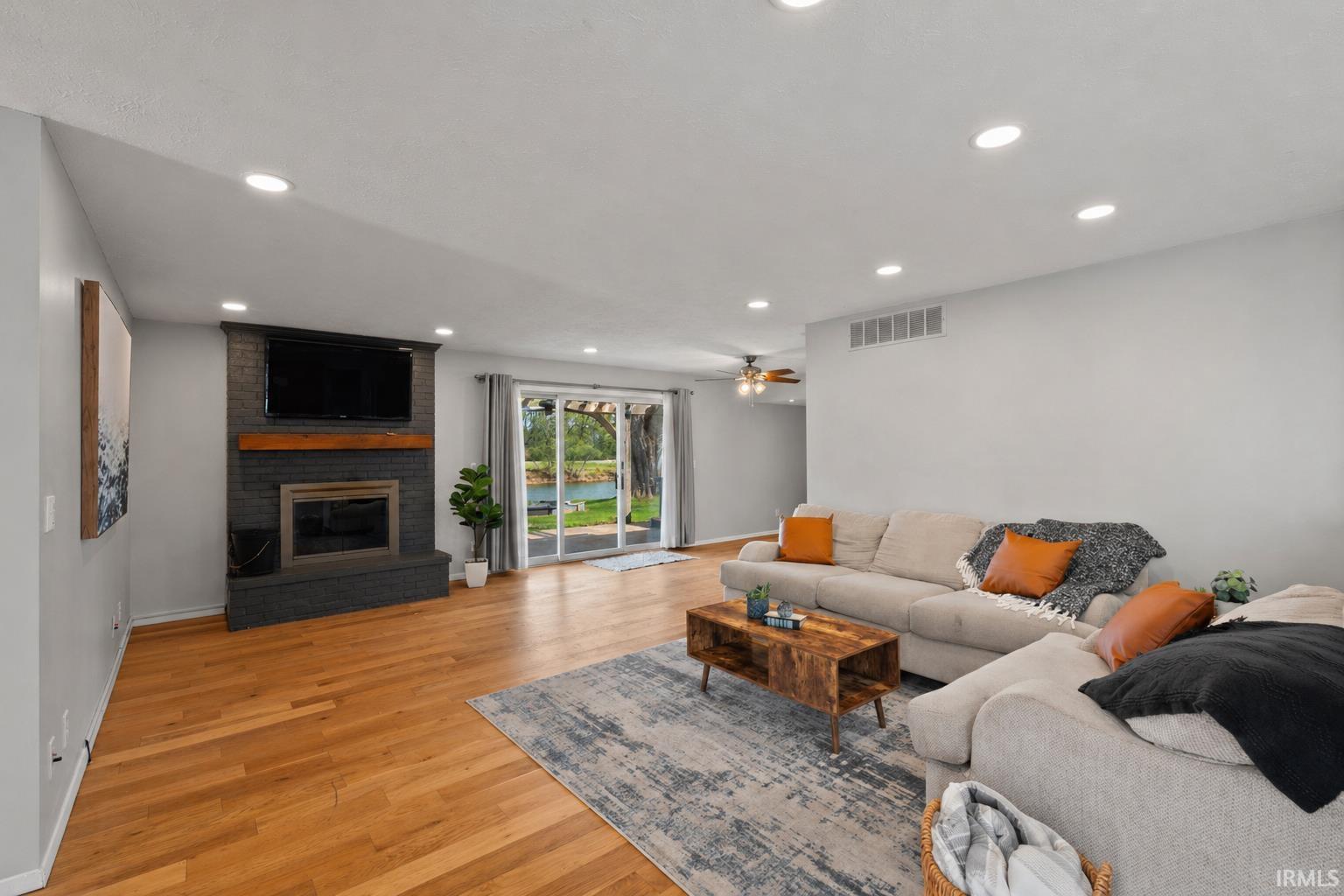 Photo 16 of 2204 Bluewater Drive