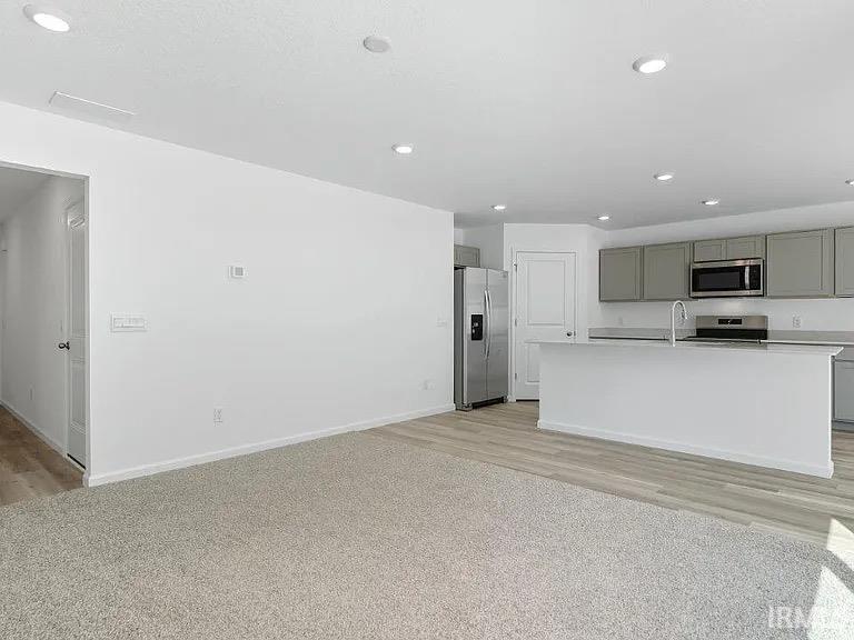 Photo 3 of 1461 Greencastle Drive