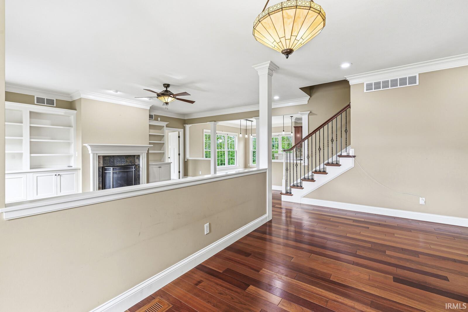 Foyer - view into LR