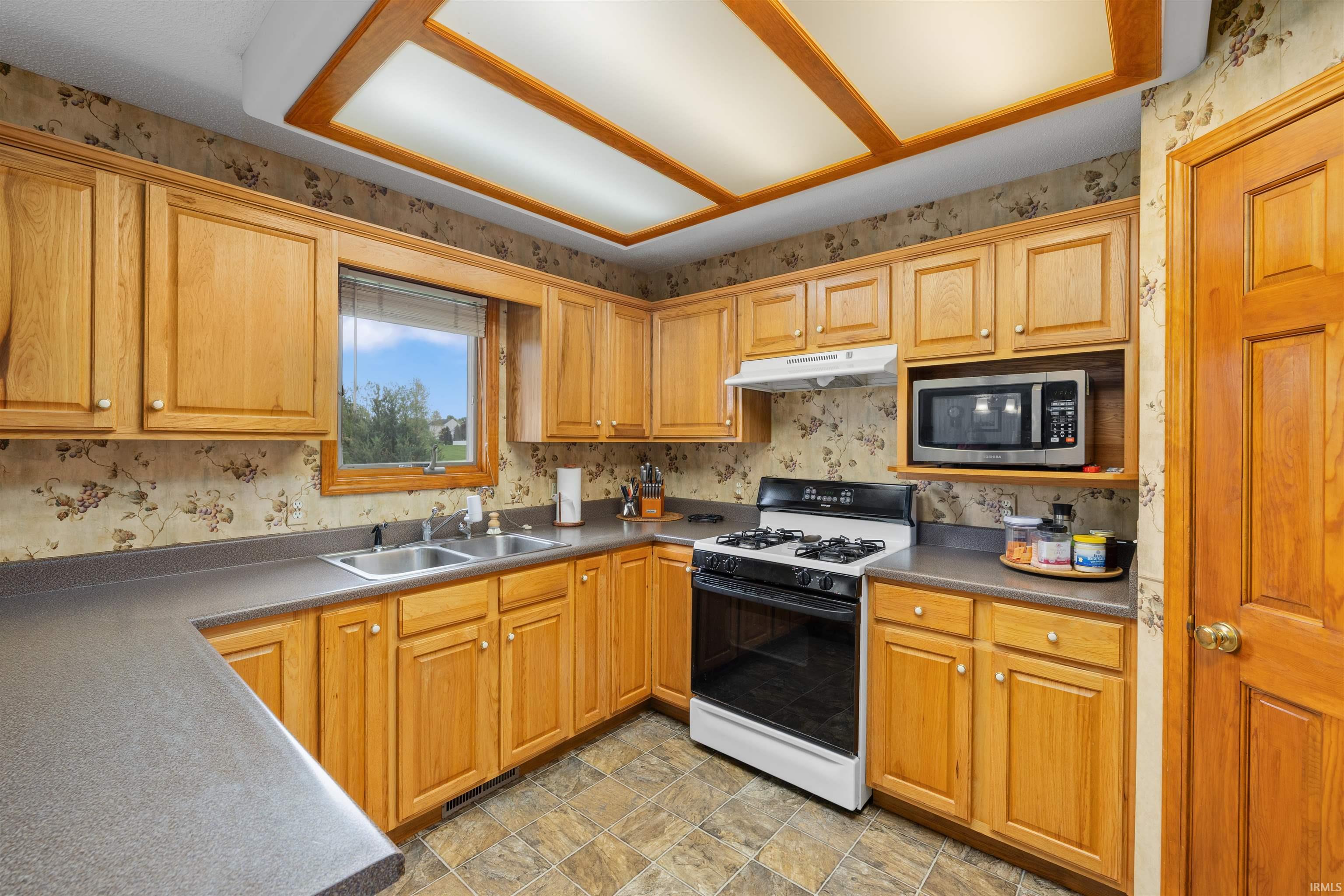 Photo 7 of 12222 Tumblebrook Lane