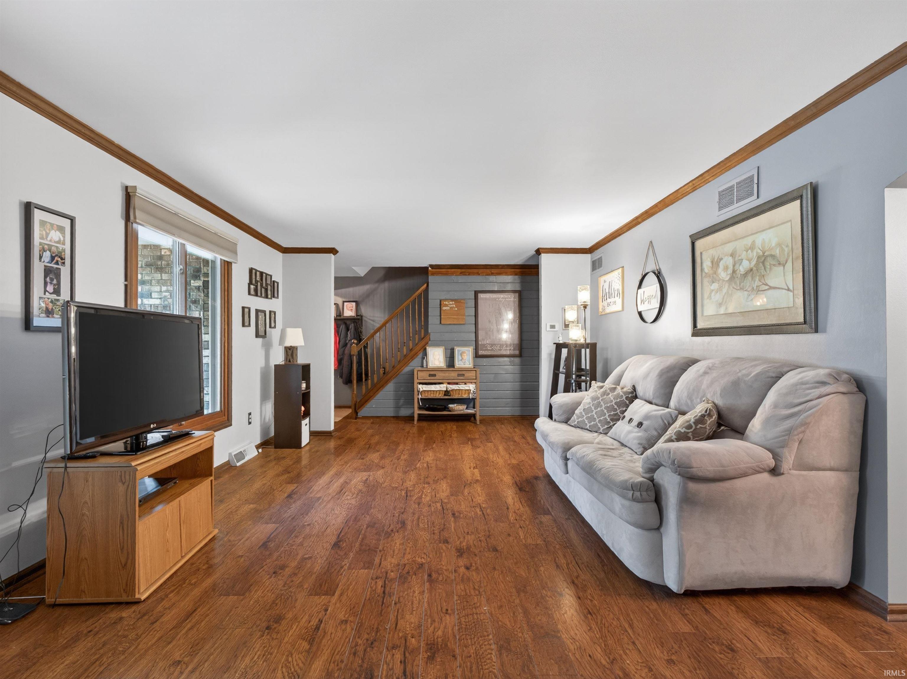 Photo 3 of 4818 Collbran Drive