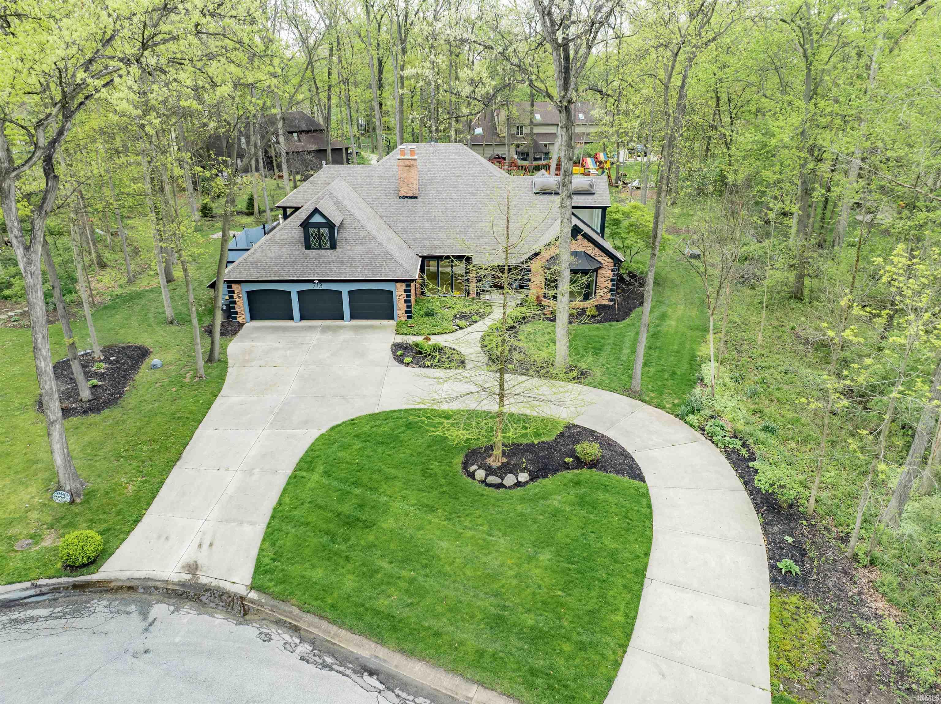 Photo 2 of 713 Rollingwood Lane