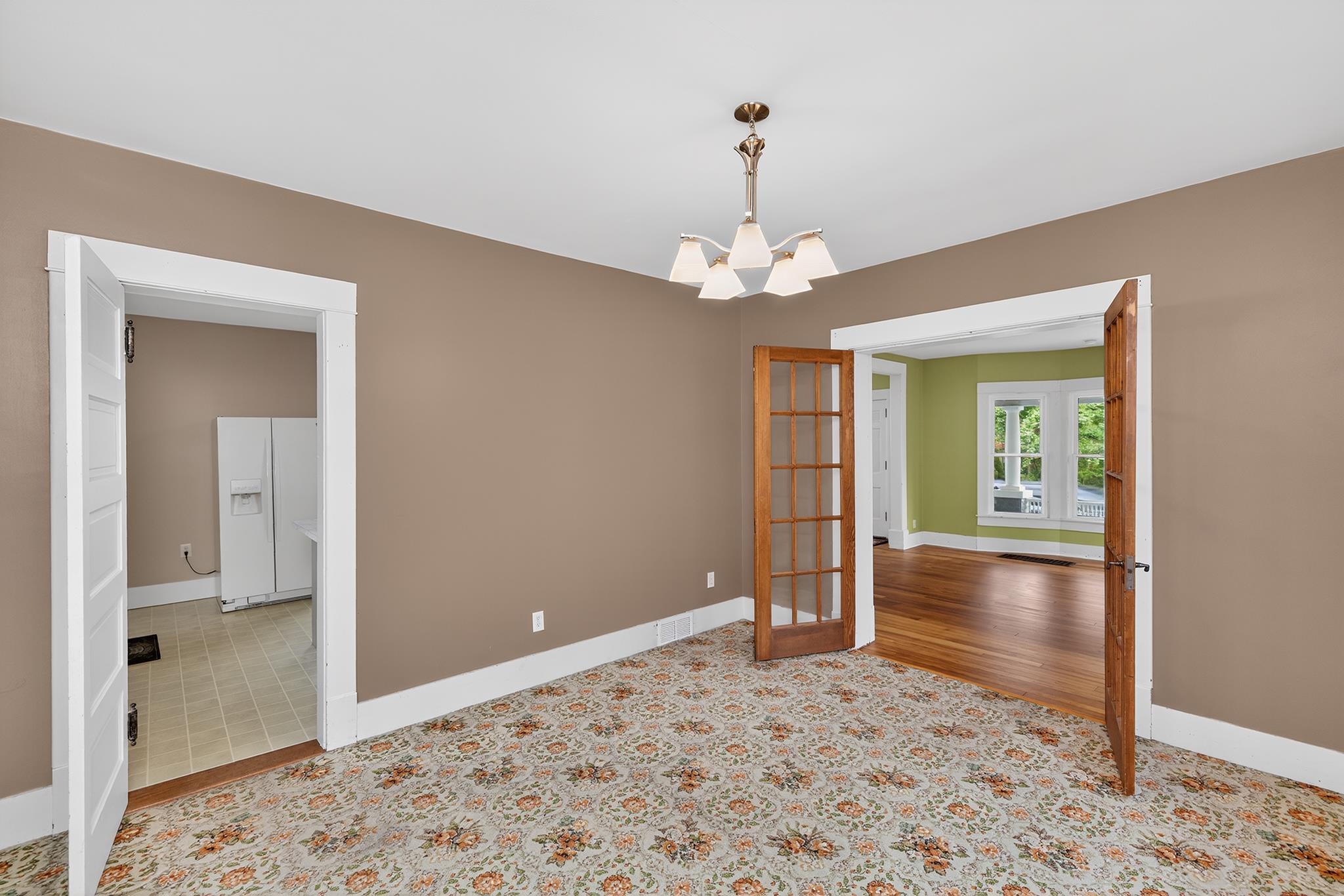 Photo 9 of 312 E Plymouth Avenue