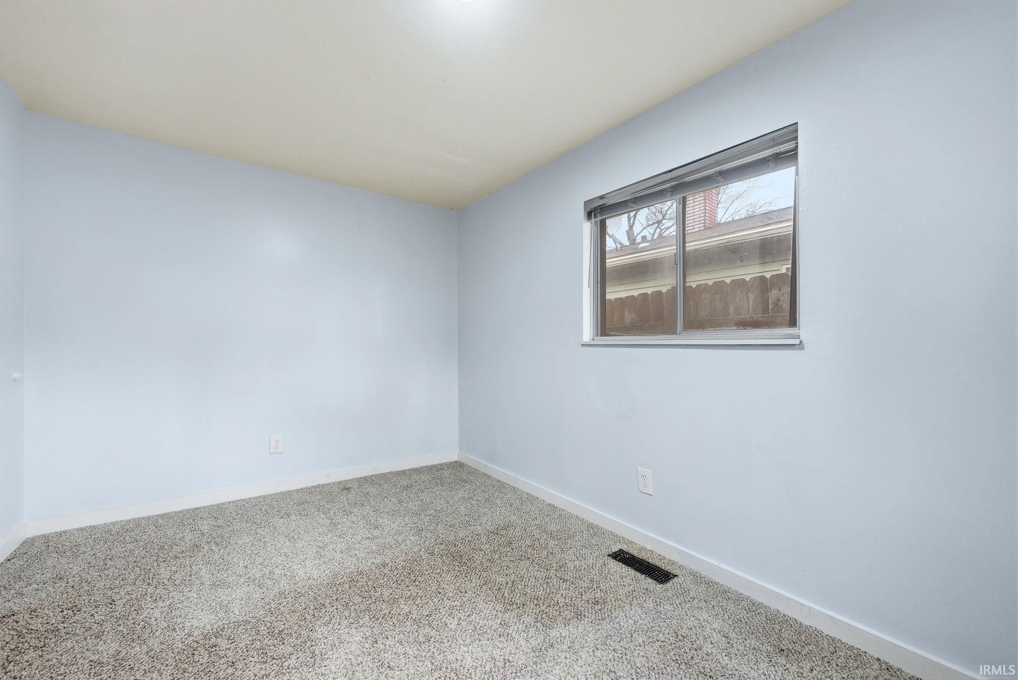 Photo 18 of 5517 Webster Street