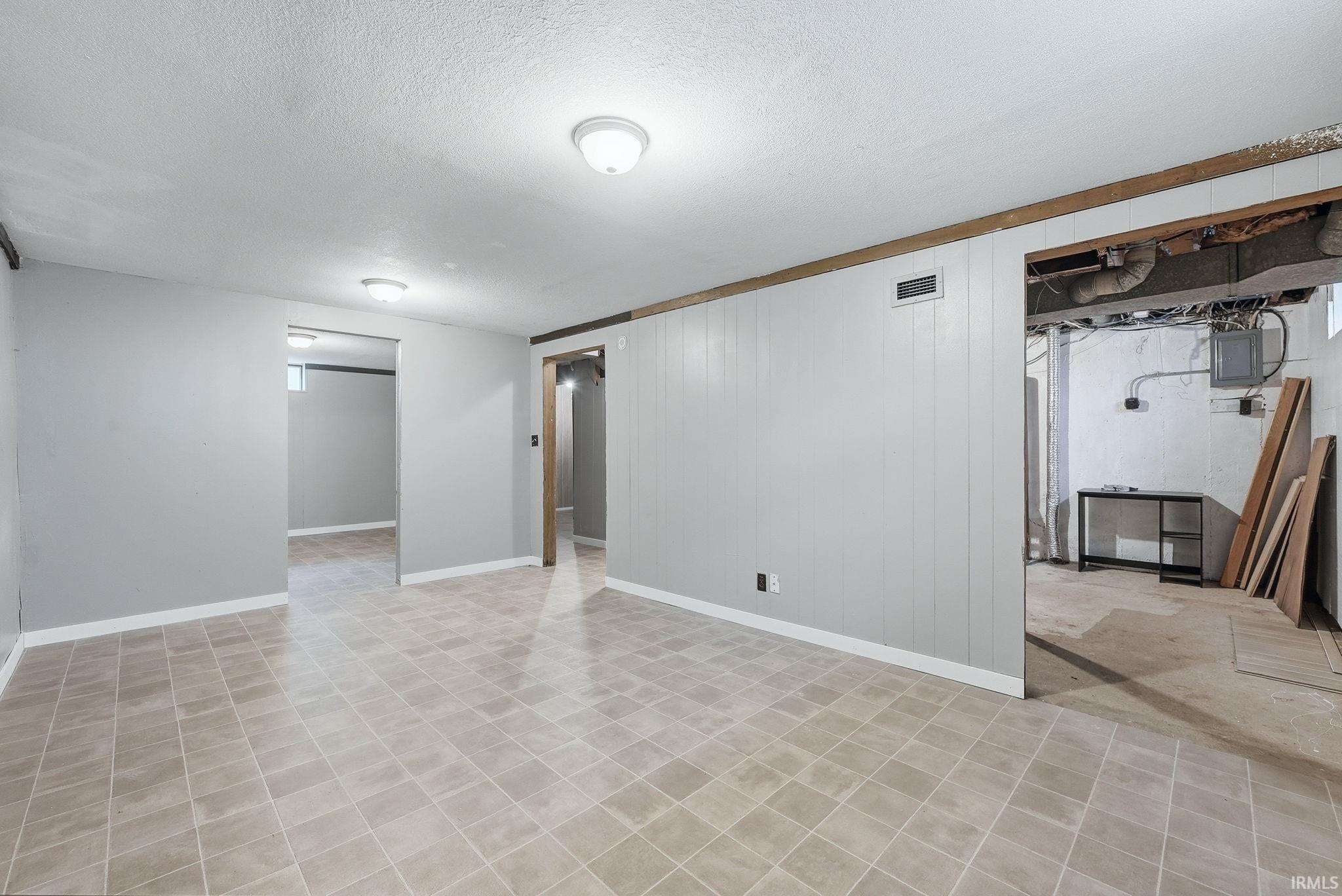 Photo 16 of 4405 Plaza Drive