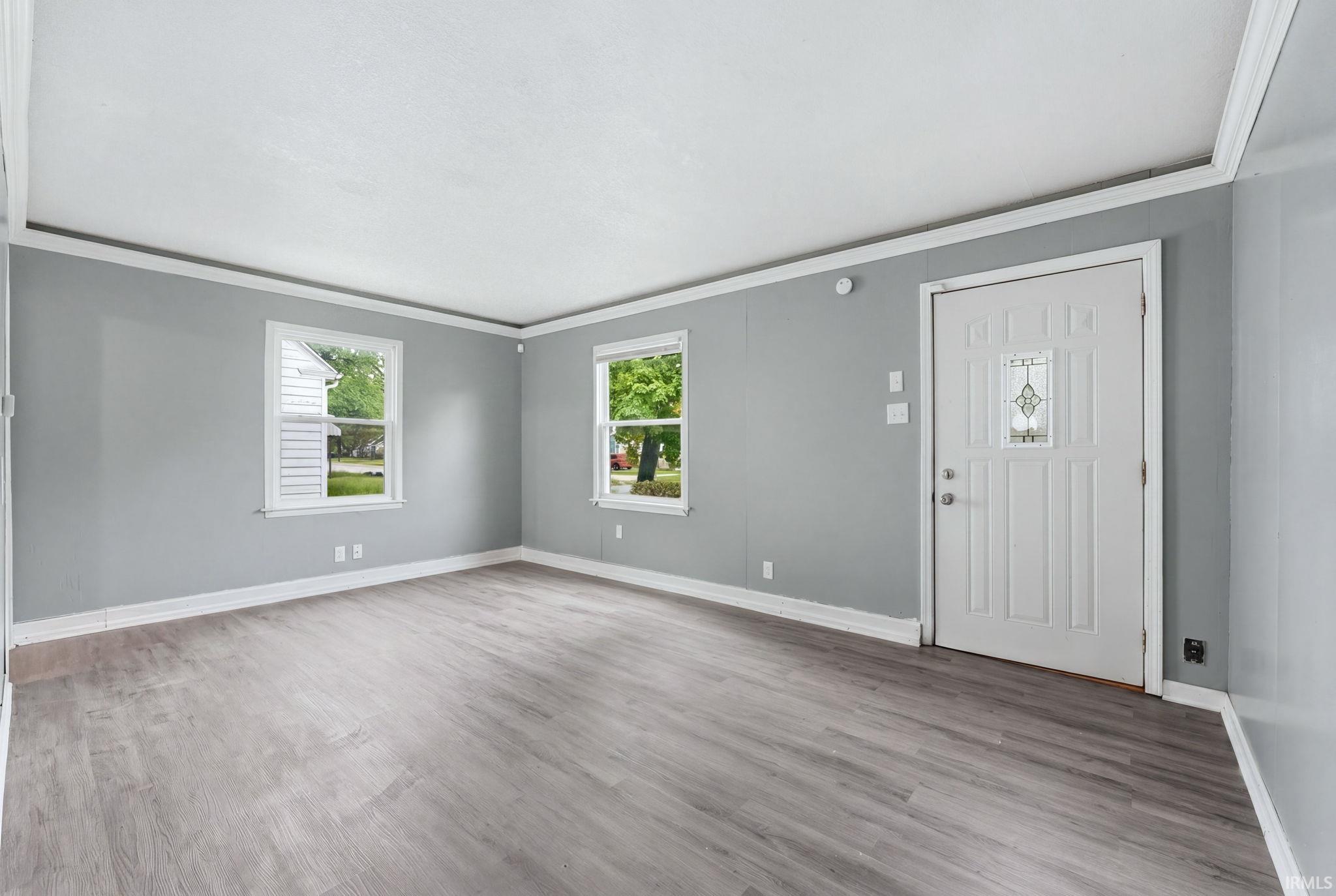 Photo 4 of 4405 Plaza Drive