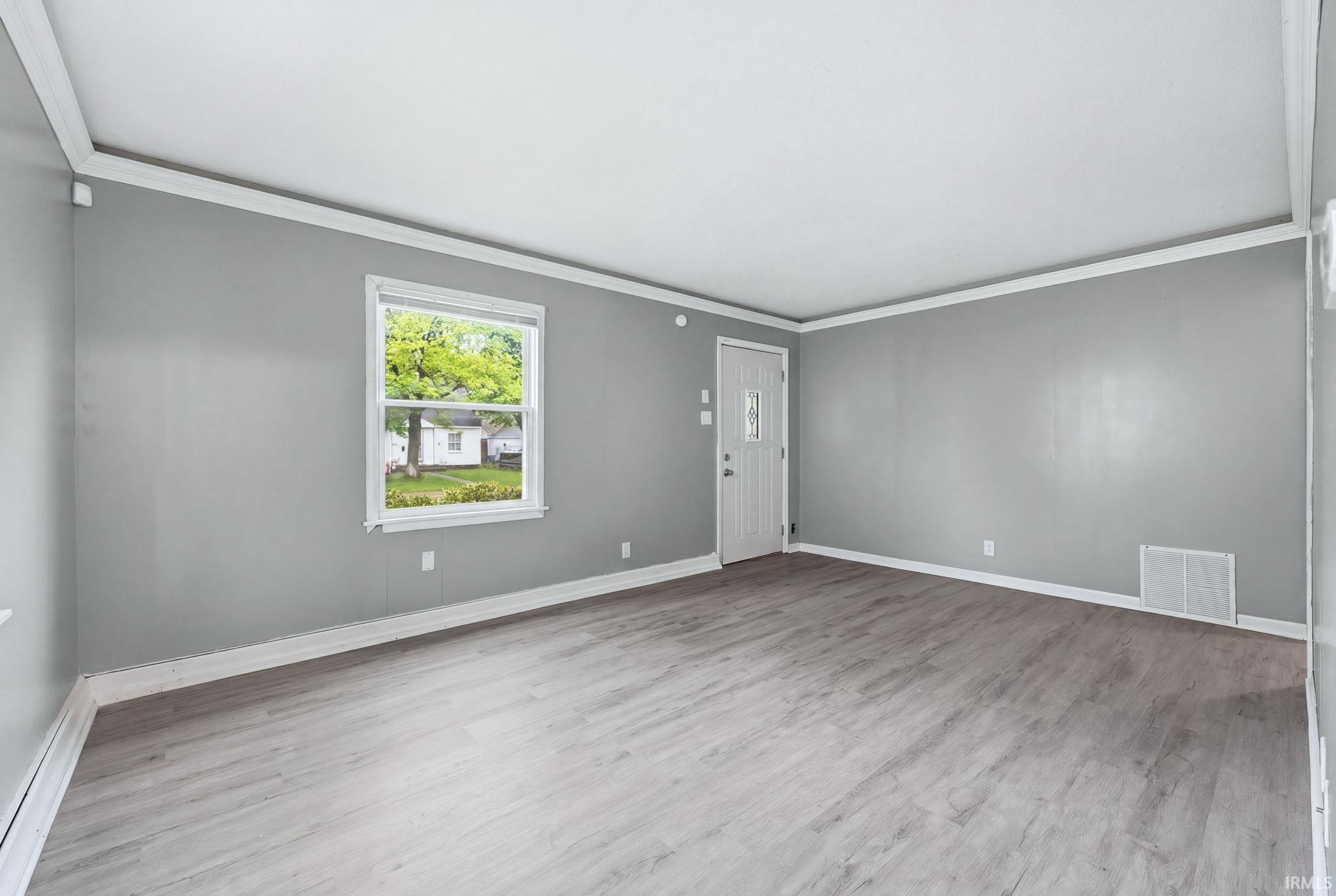 Photo 5 of 4405 Plaza Drive