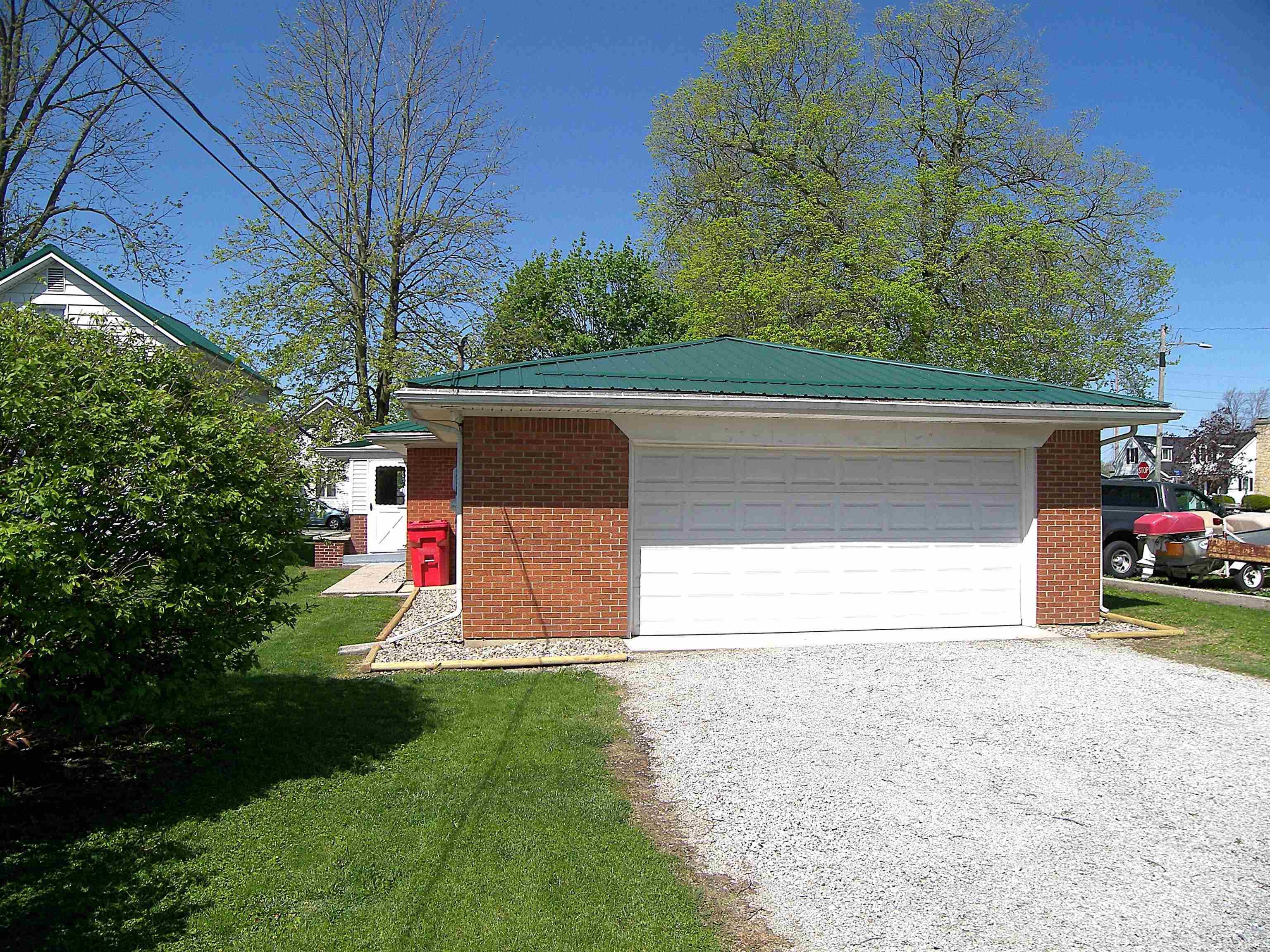 Photo 4 of 210 N Tucker Street