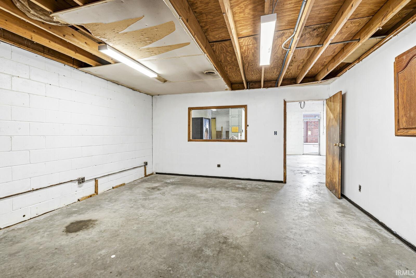 Photo 31 of 1505 W Beardsley Avenue