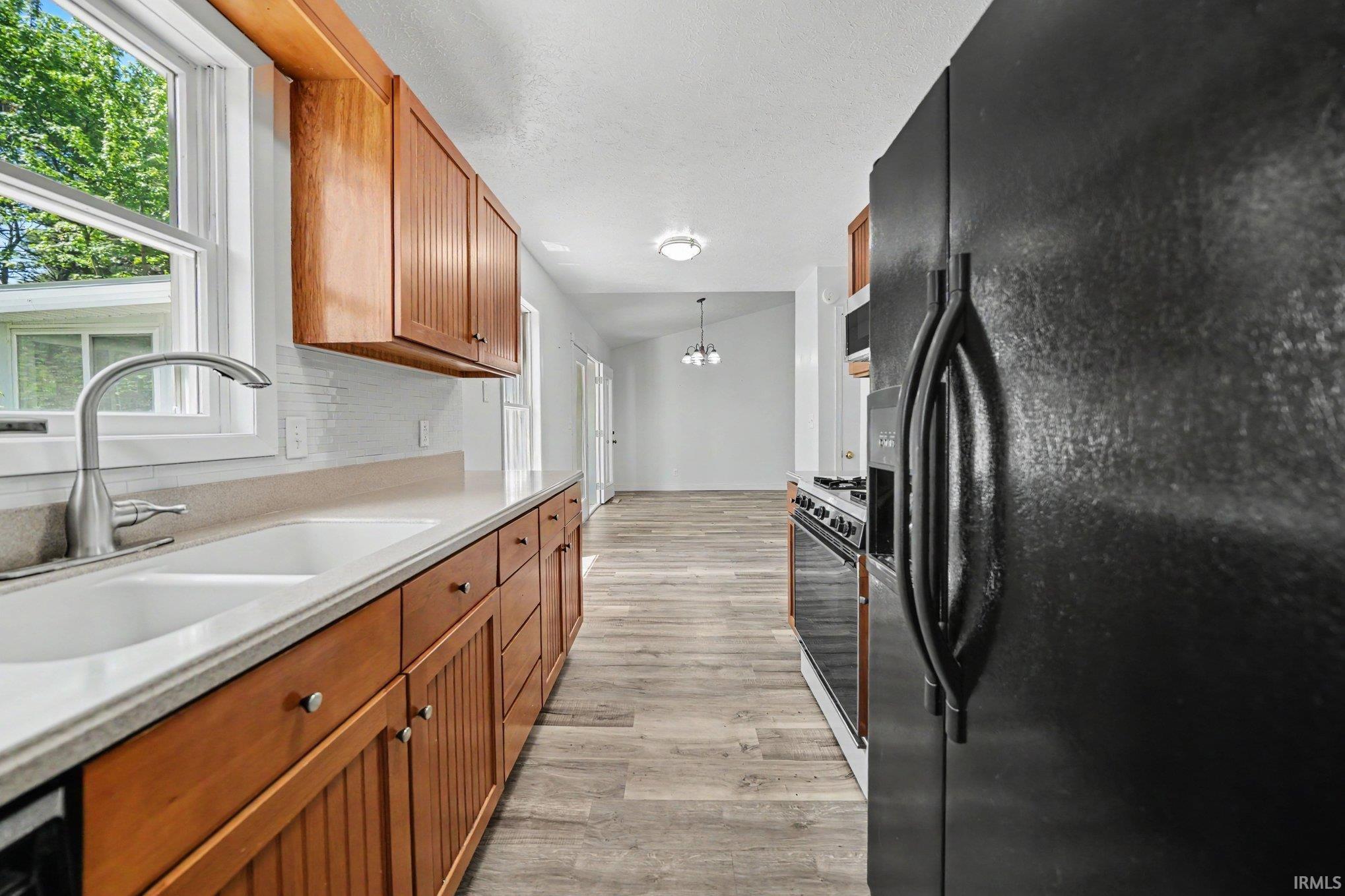 Photo 4 of 17612 Bramblewood Drive
