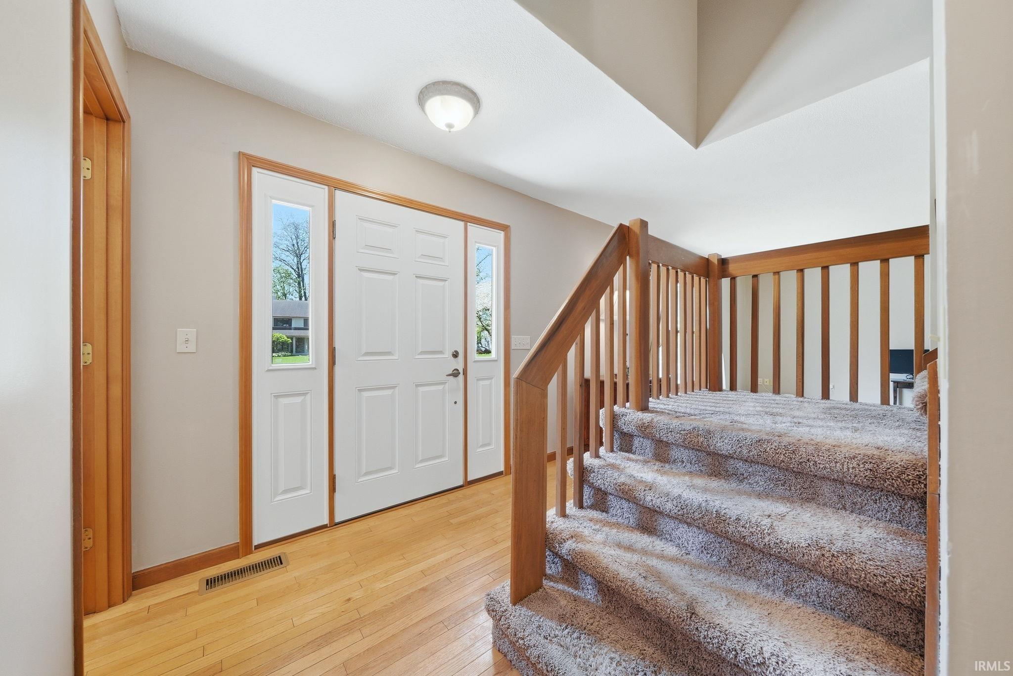 Photo 5 of 9216 Eagle Creek Court