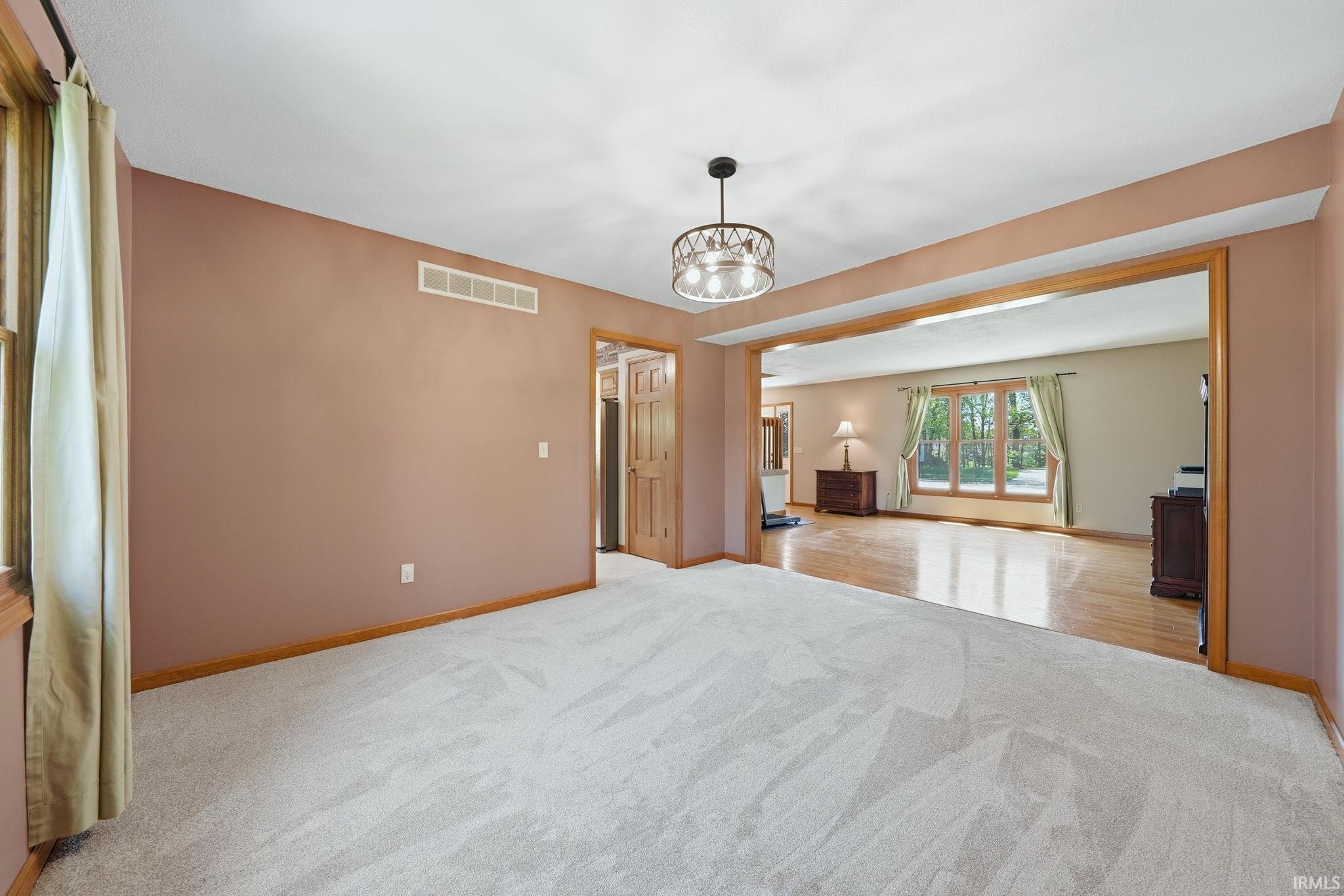 Photo 9 of 9216 Eagle Creek Court