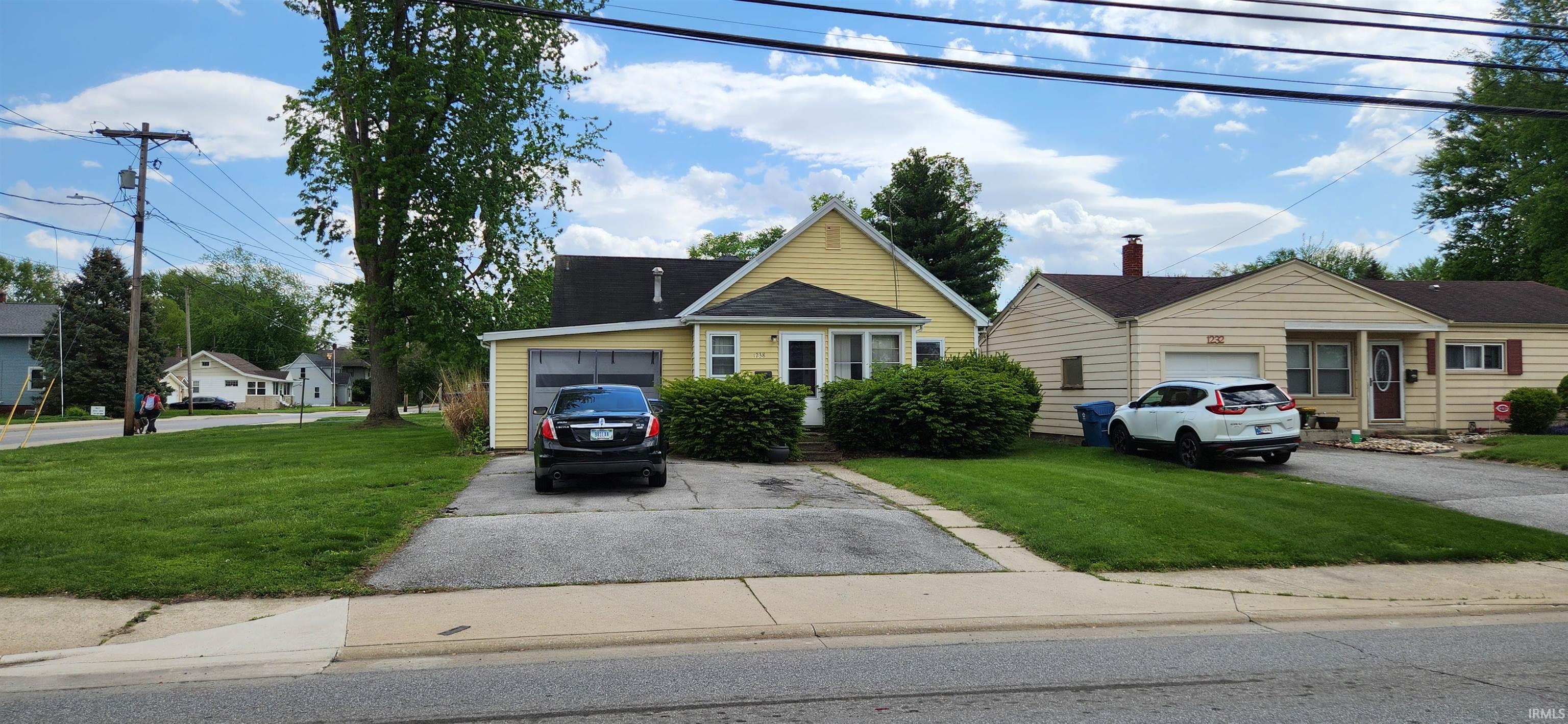 Photo 3 of 1036 Hartzell Street