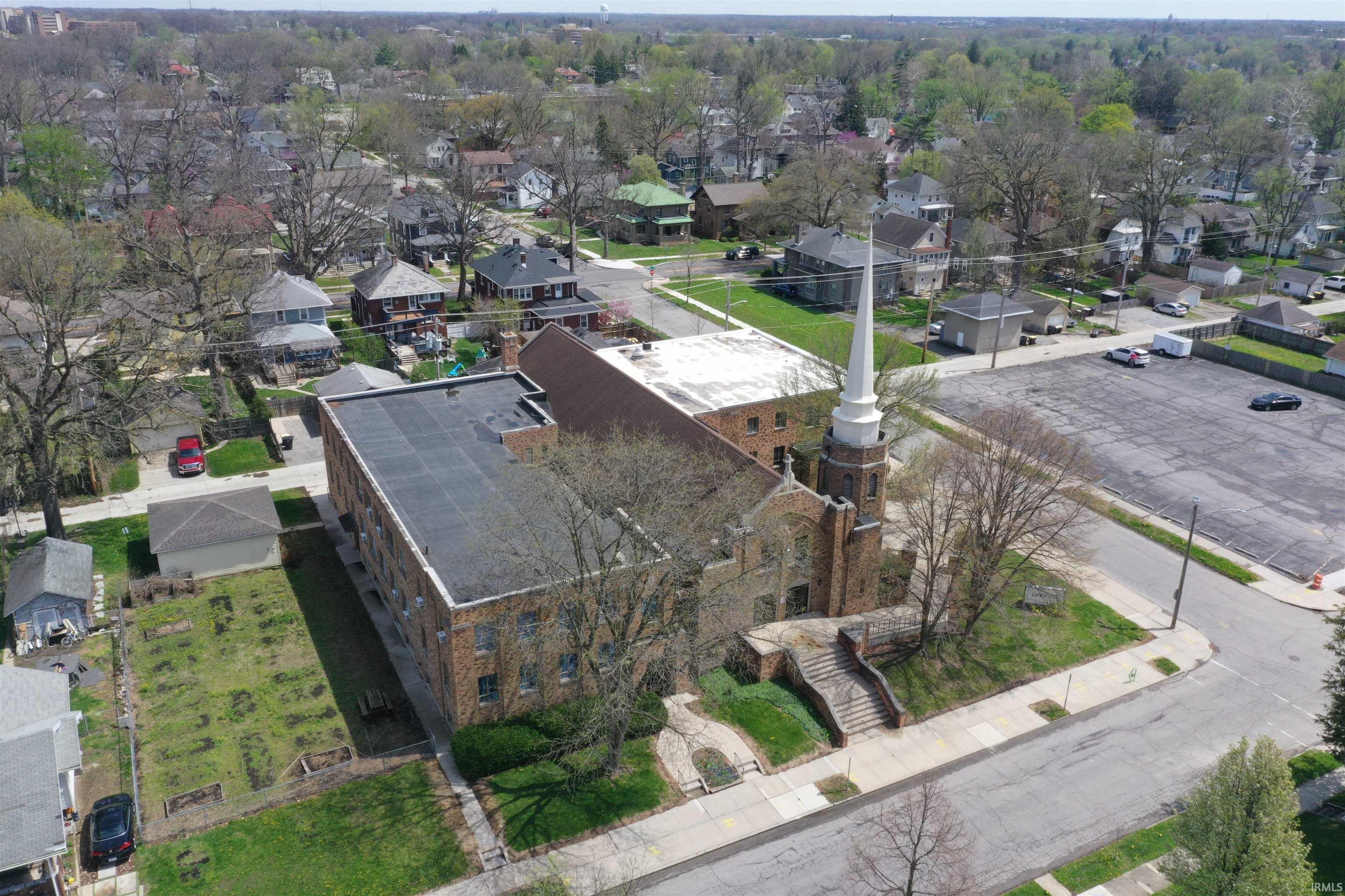 Photo 14 of 2100 Kentucky Avenue