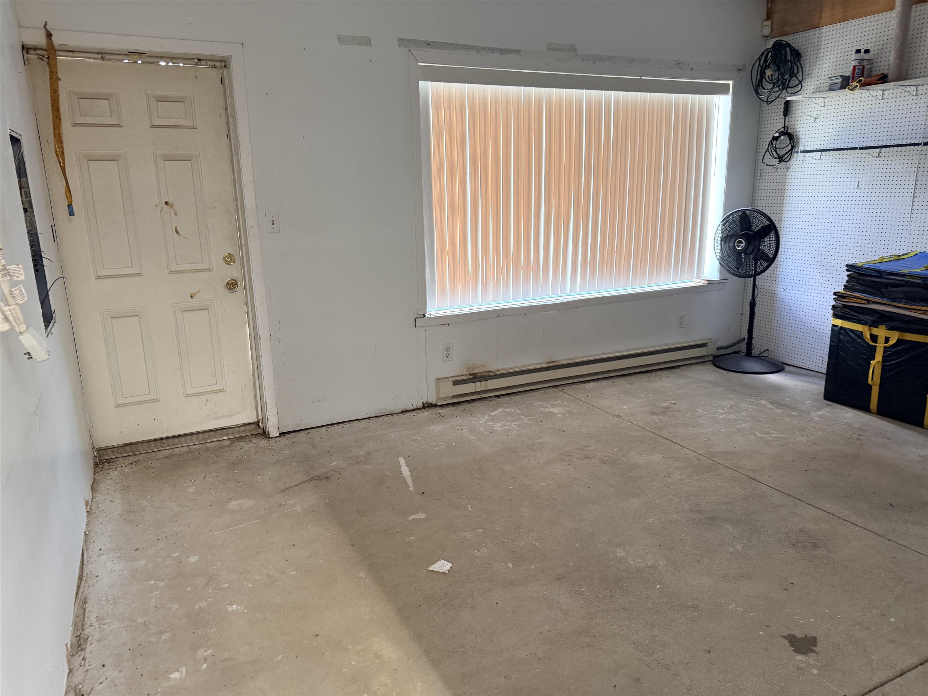 Photo 3 of 4877 N State road 127