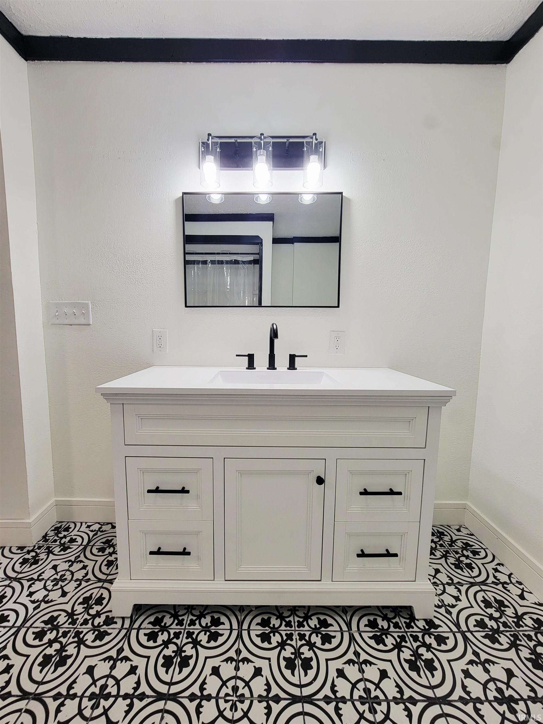 Photo 3 of Manufactured home for sale at 2118 Lincoln Way W, South Bend, IN 46628 | MLS# 202616798 | Listing updated on 2026-09-20